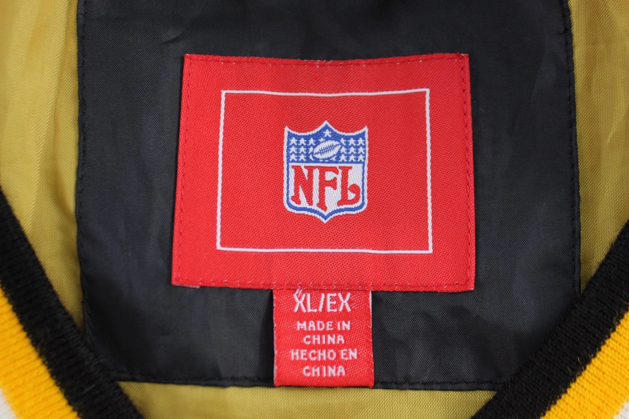 Pittsburgh Steelers Football Embroidered Windbreaker Pullover - Image 3