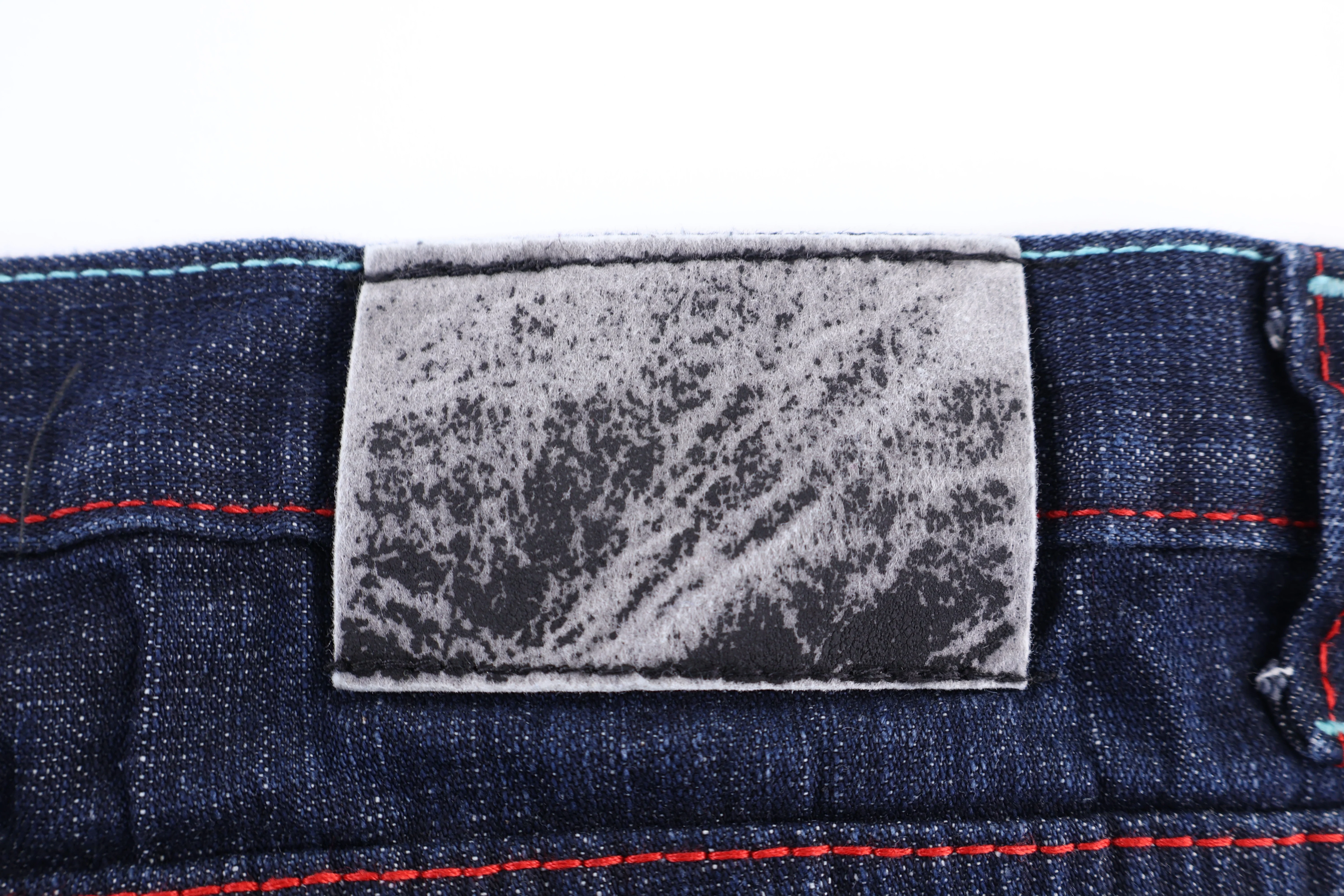 Qruel Dark Wash Denim Jeans - Image 3