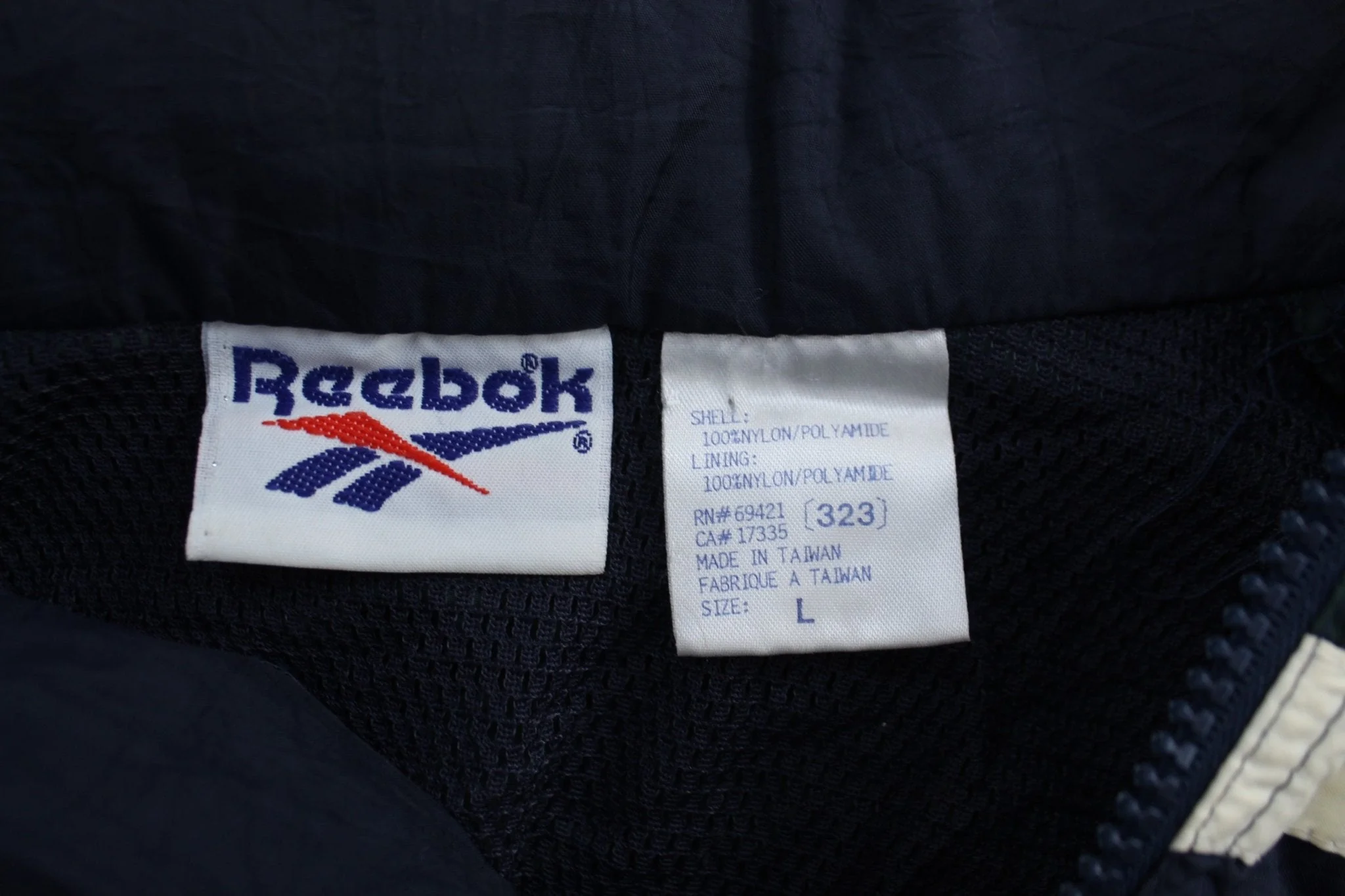 Reebok Embroidered Logo Blue, Green, & White Zip Up Jacket - Image 3