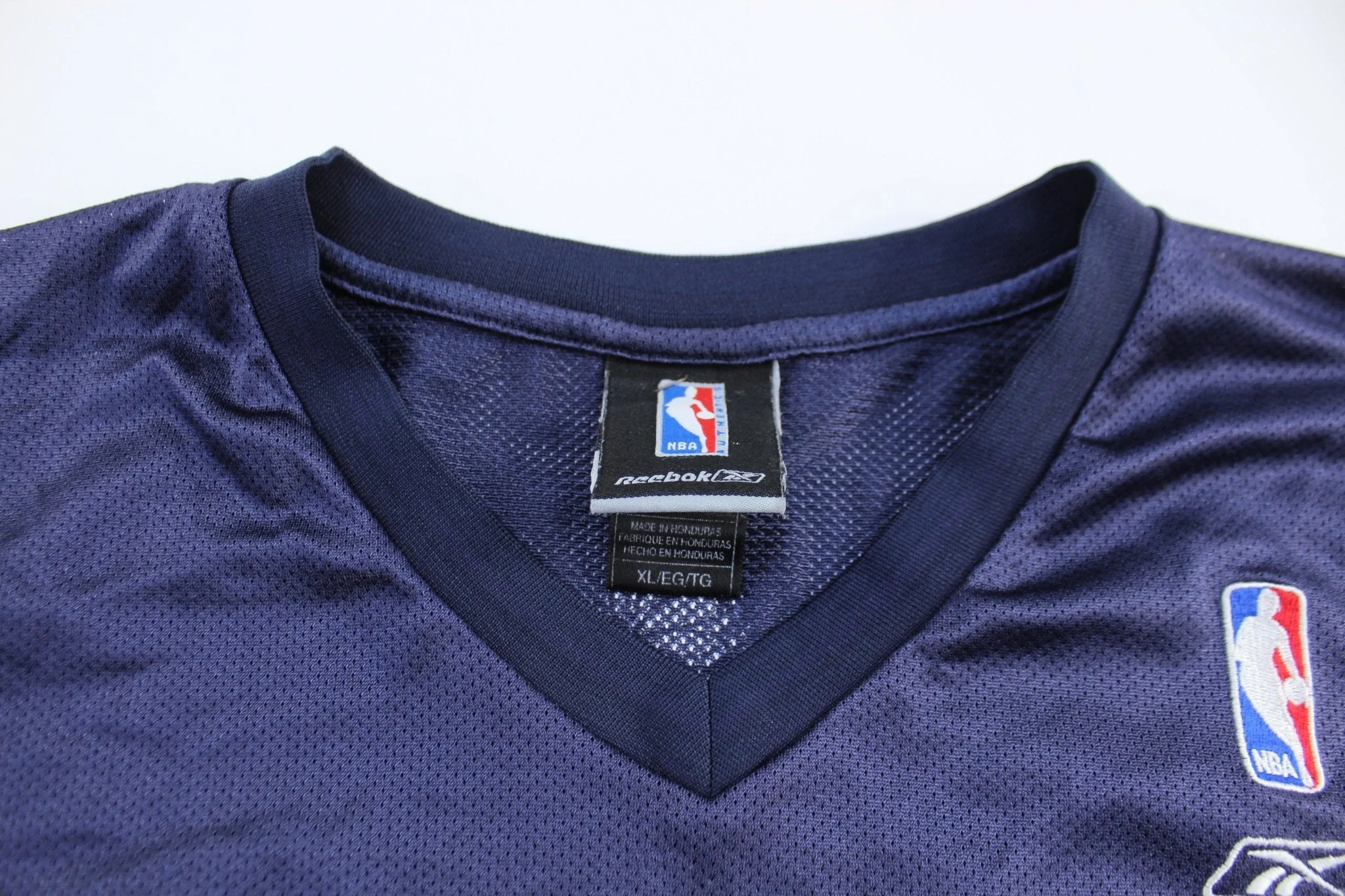 Reebok Embroidered Logo Memphis Grizzlies Mark Gasol Basketball Jersey - Image 3