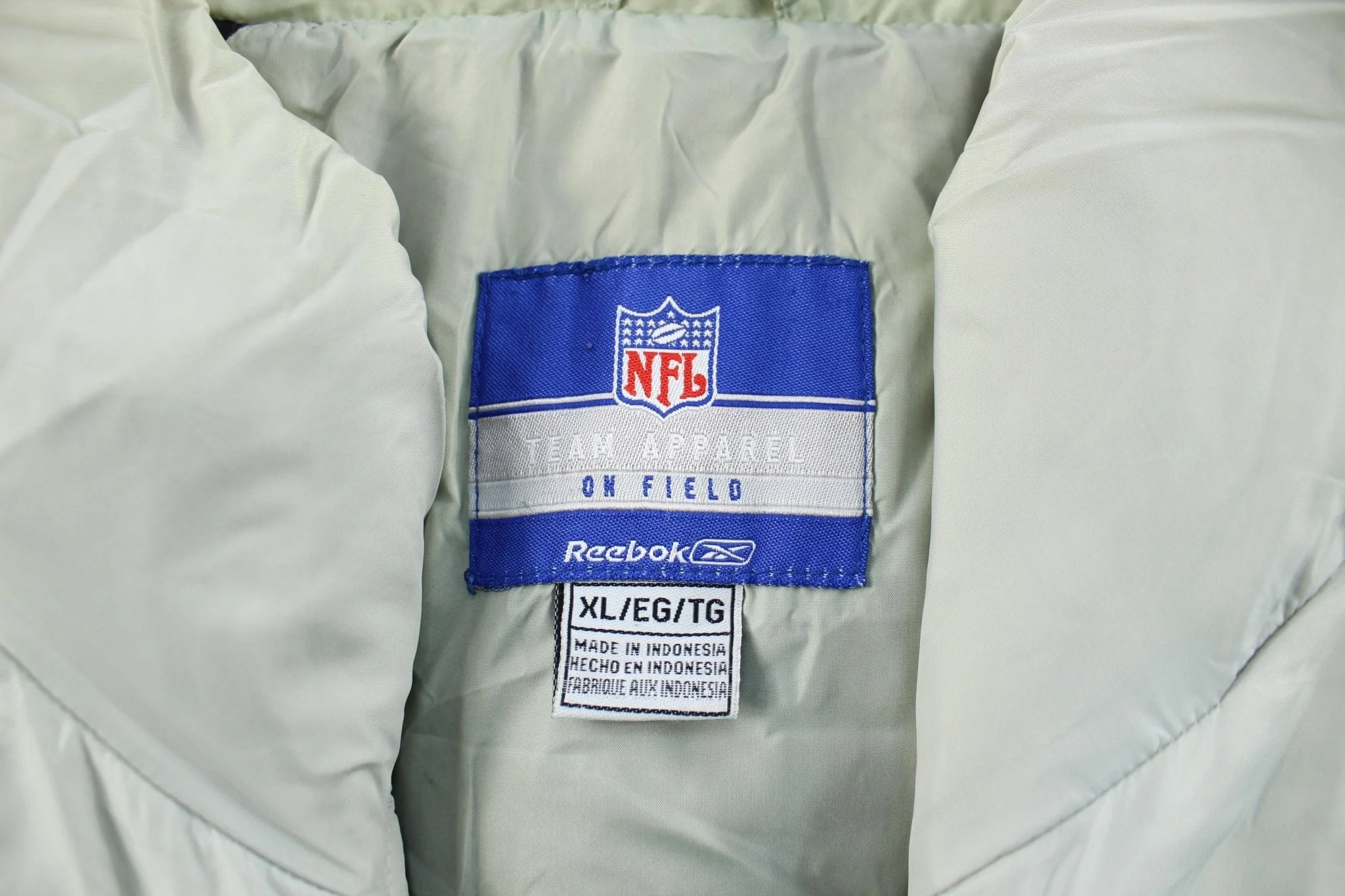 Reebok Embroidered Logo New York Giants Zip Up Jacket - Image 4