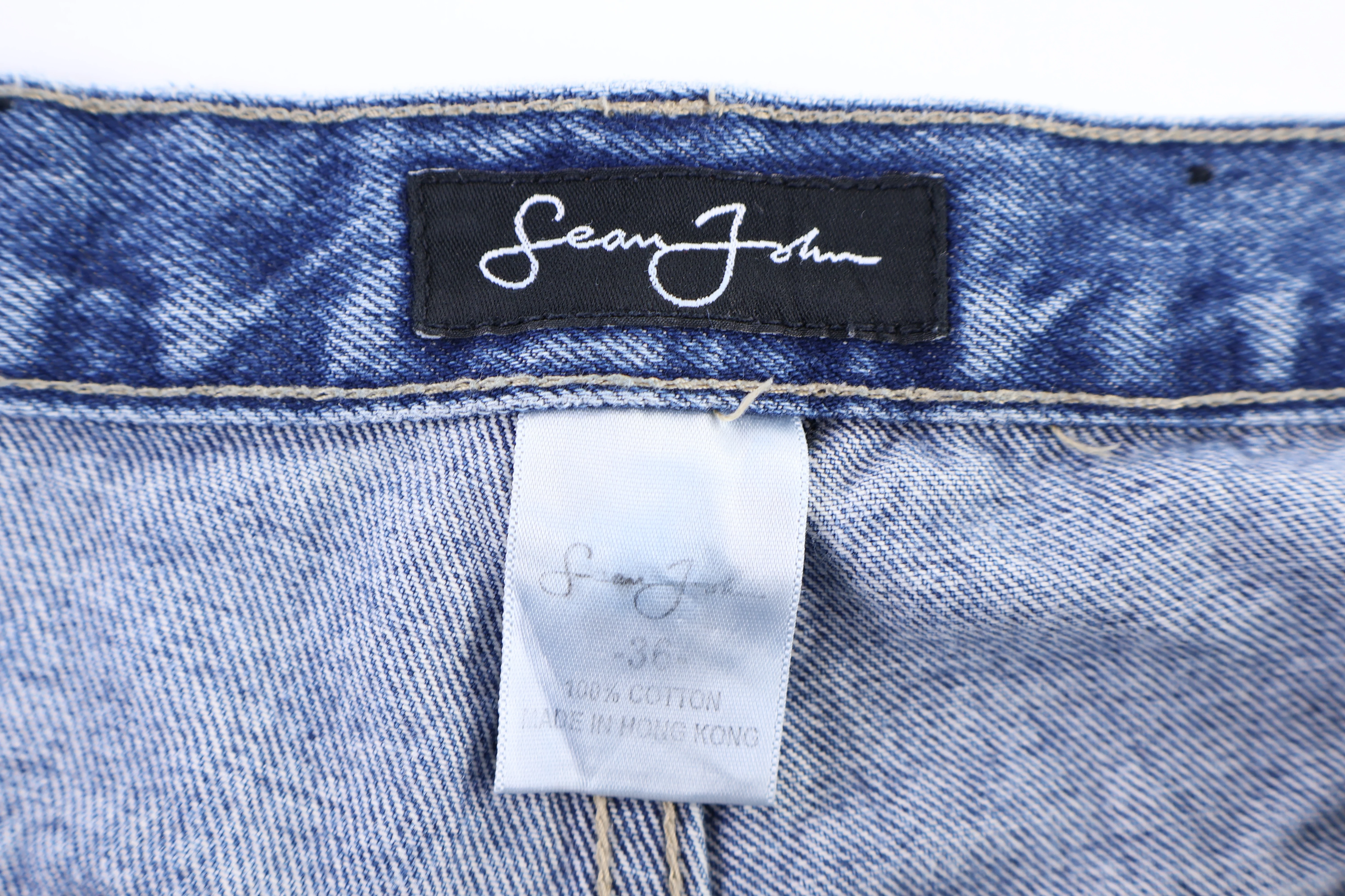 Sean John Medium Wash Denim Shorts - Image 4