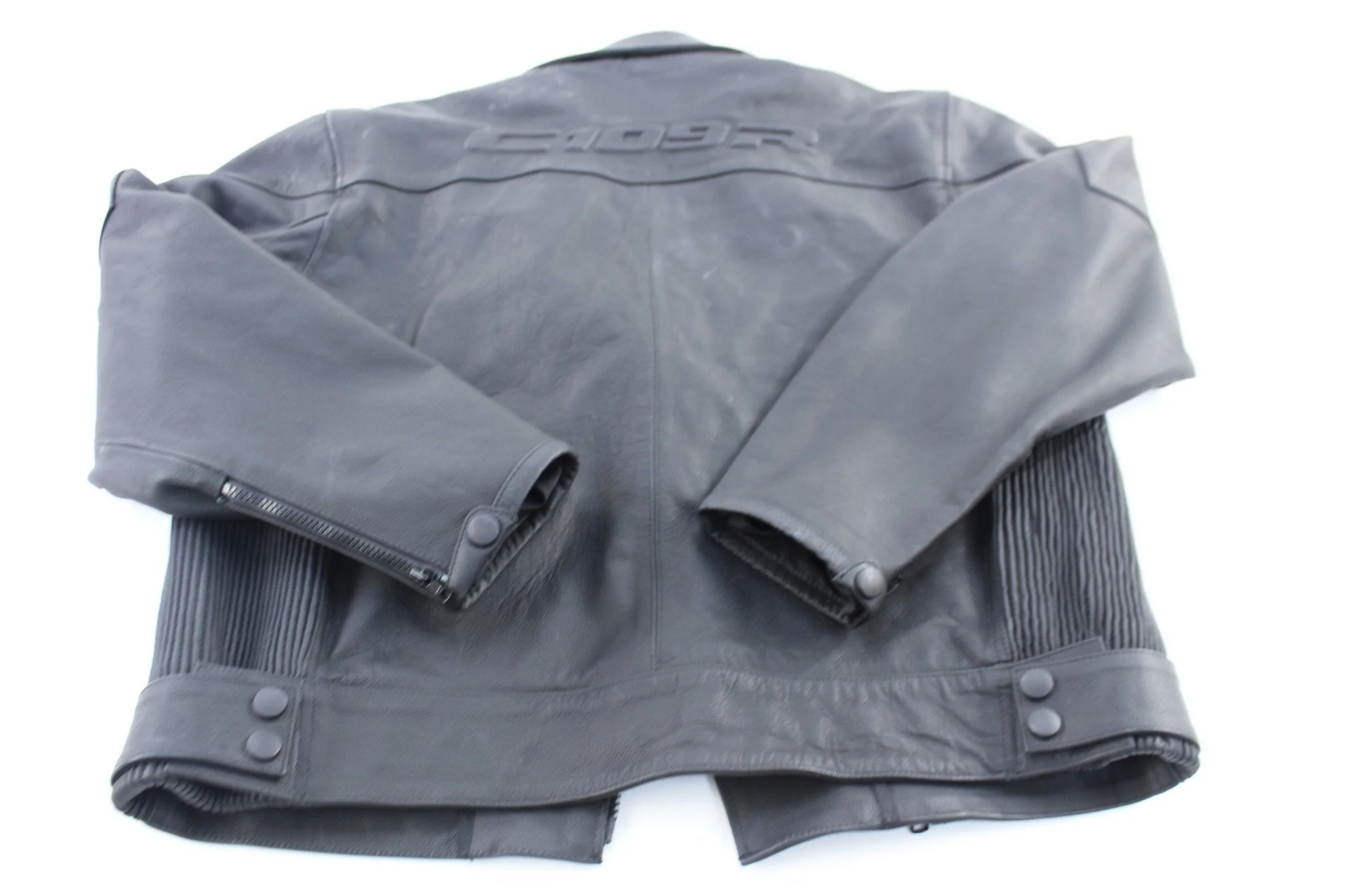 Suzuki Boulevard C 109R Limited Edition Black Leather Jacket - Image 2