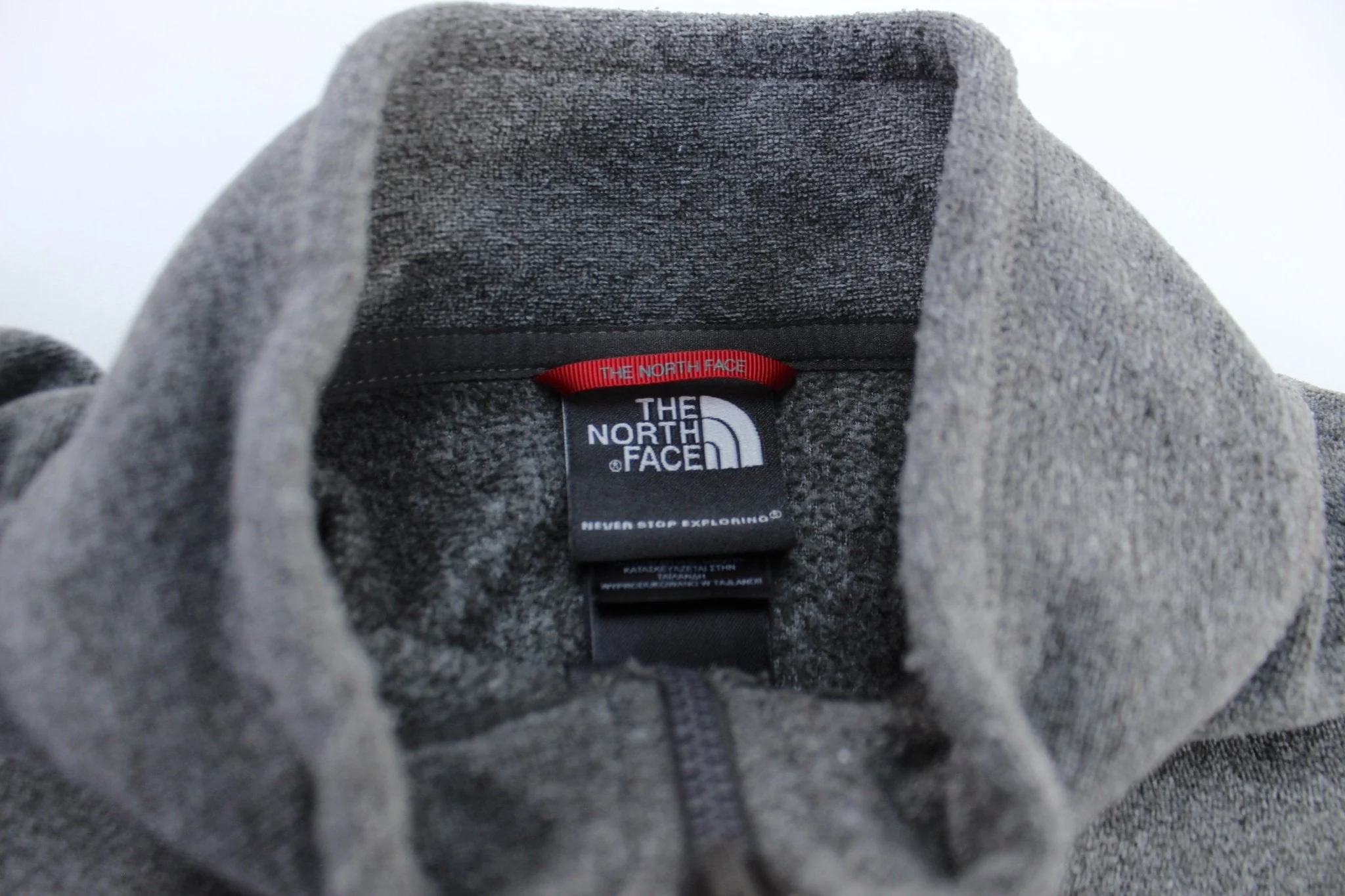 The North Face Embroidered Logo Grey Zip Up Jacket - Image 3