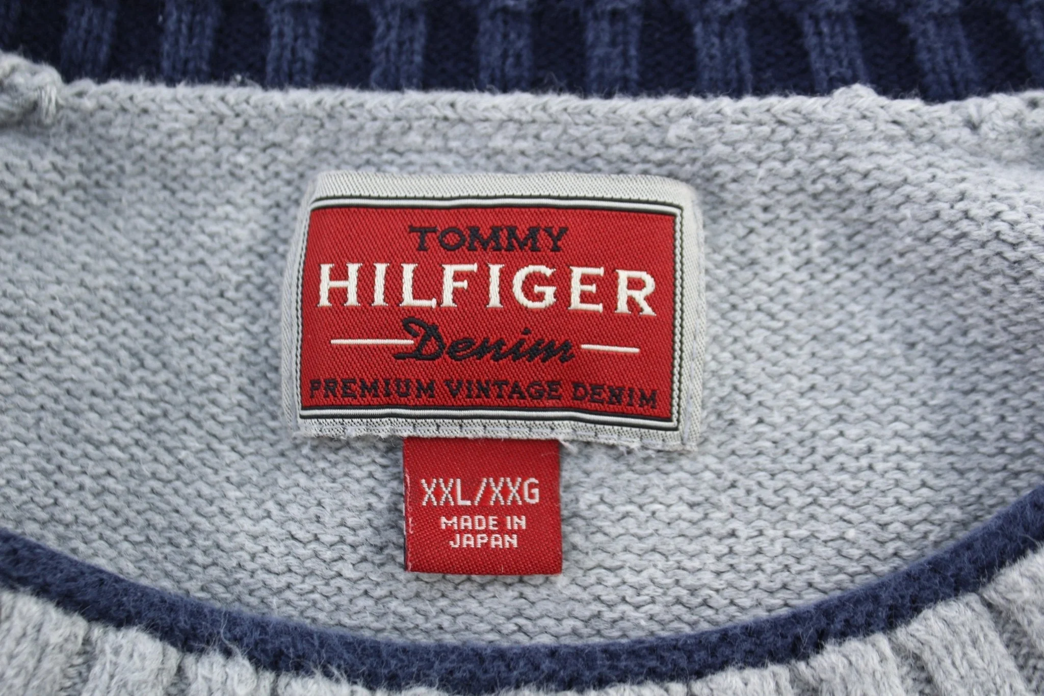 Tommy Hilfiger Embroidered Logo Grey Sweater - Image 4