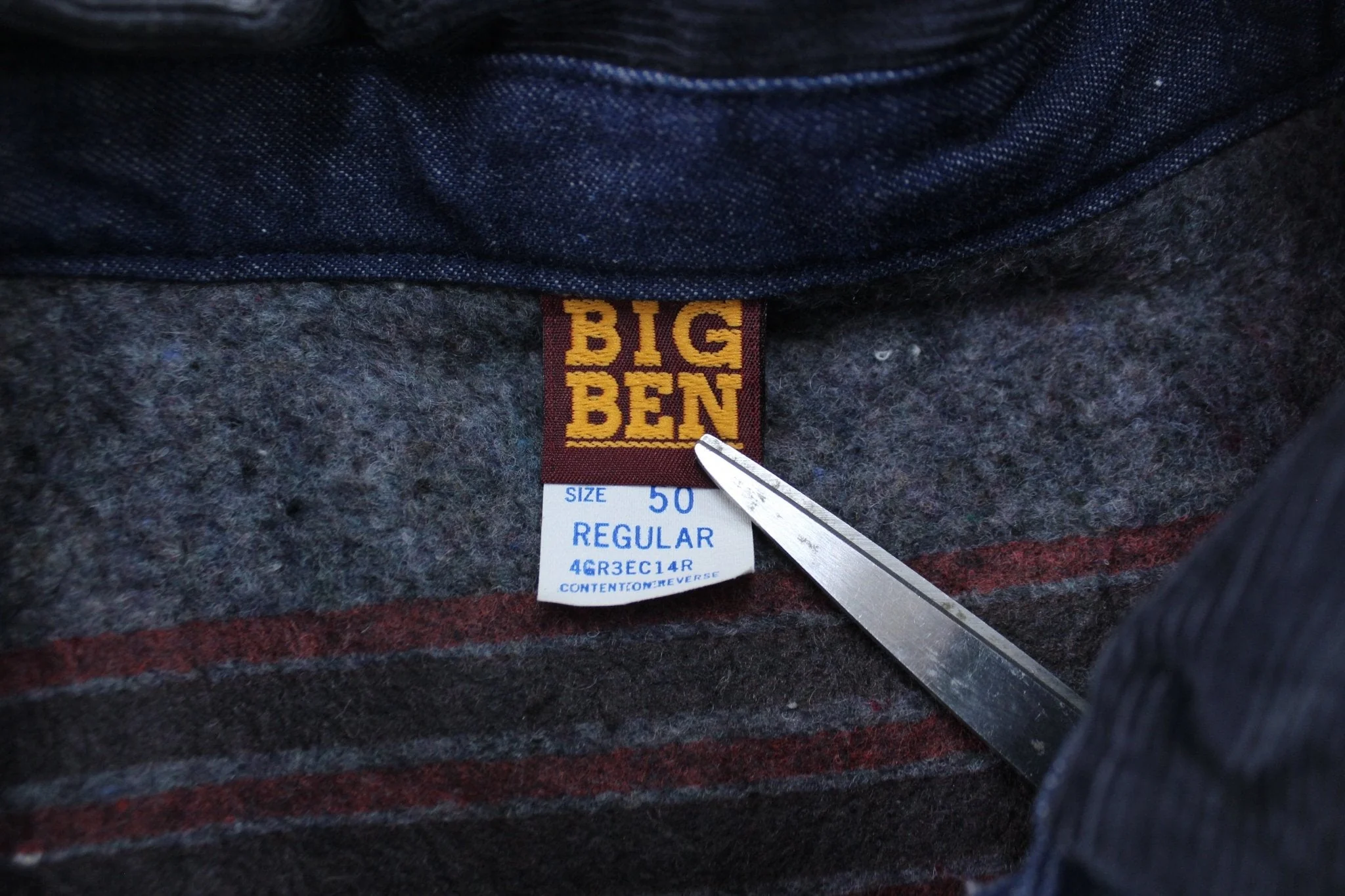 Vintage Big Ben by Wrangler Dark Wash Denim Chore Jacket - Image 4