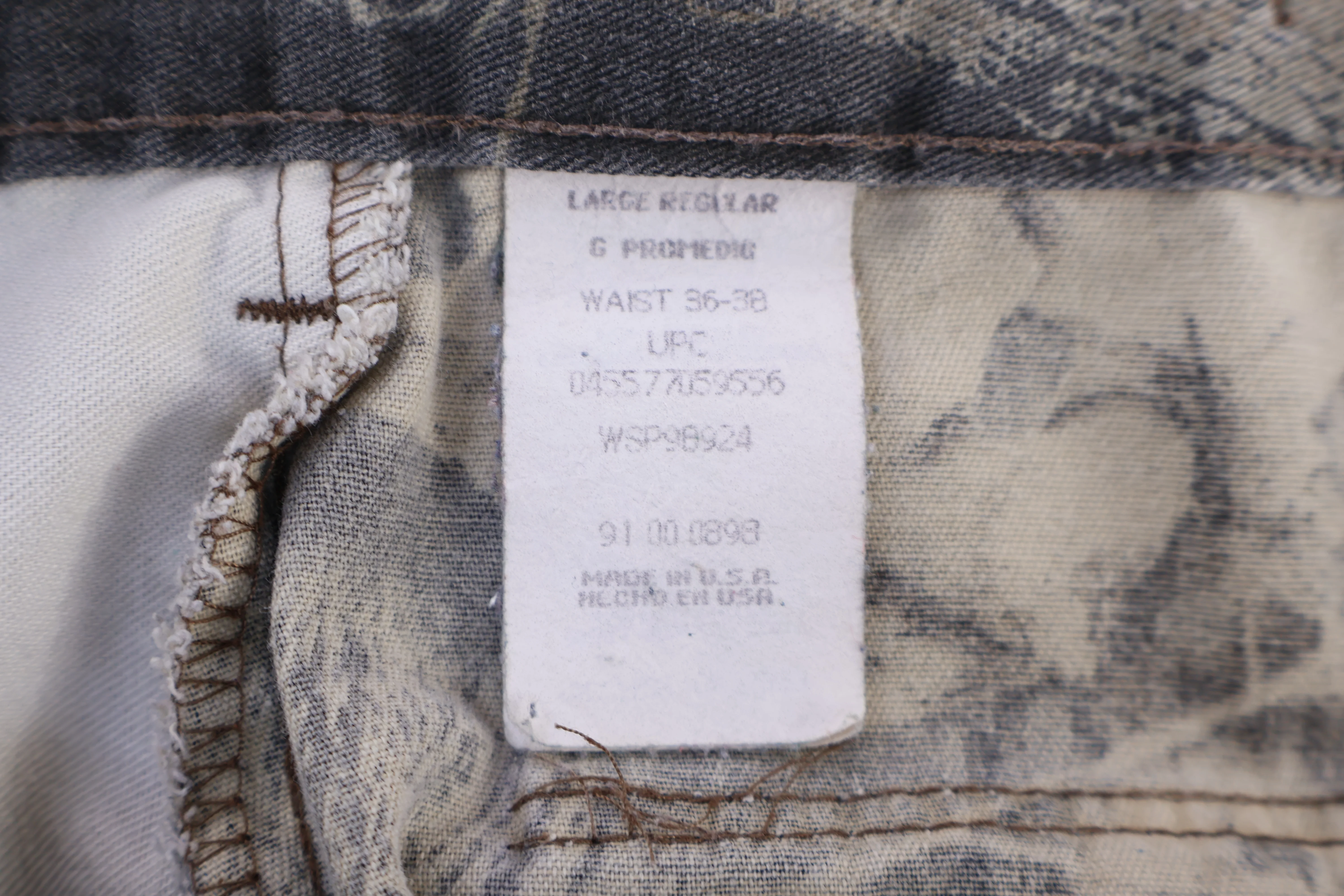 Vintage Camo Cargo Pants - Image 3