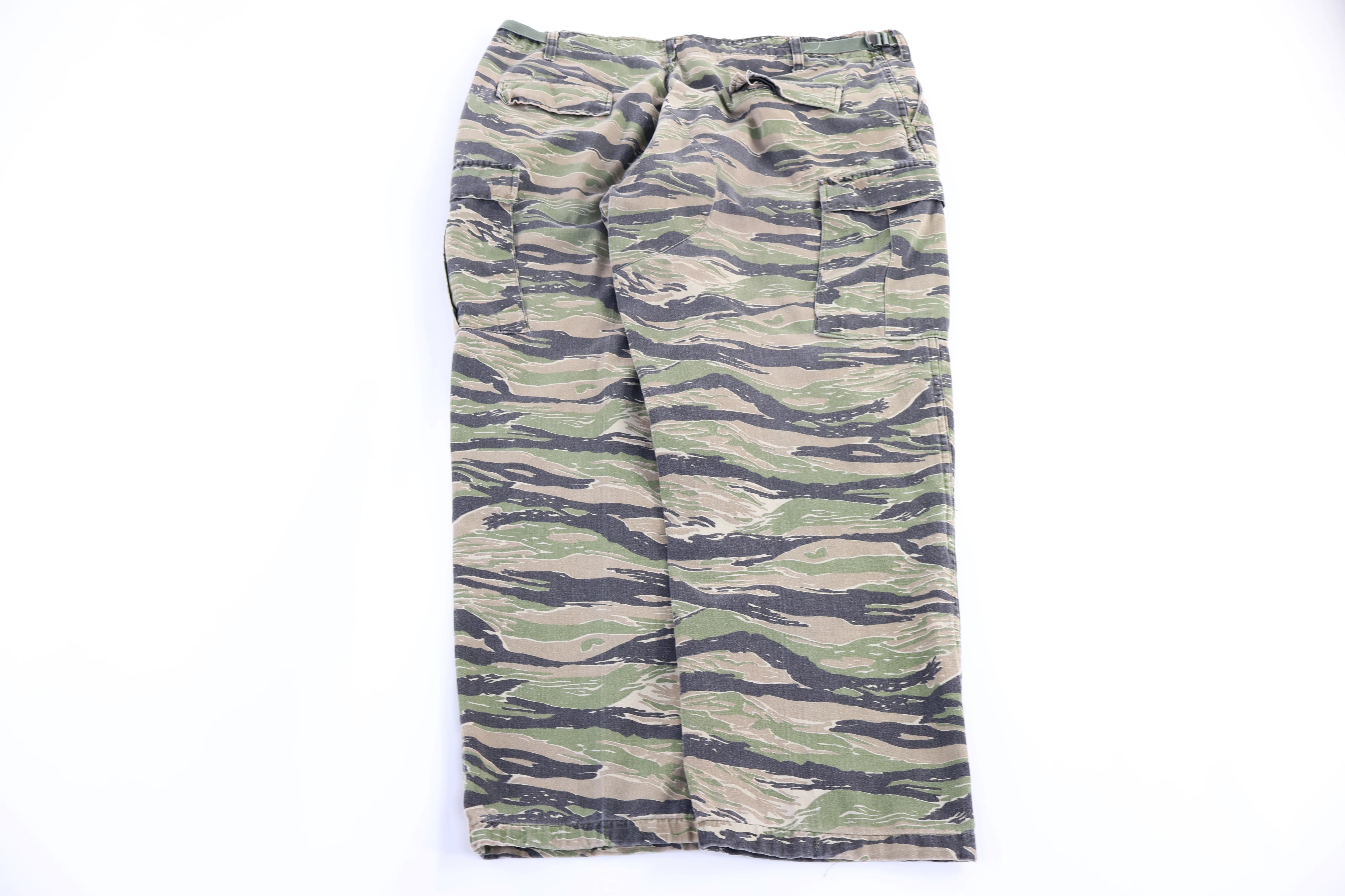 Vintage Camo Cargo Pants - Image 2