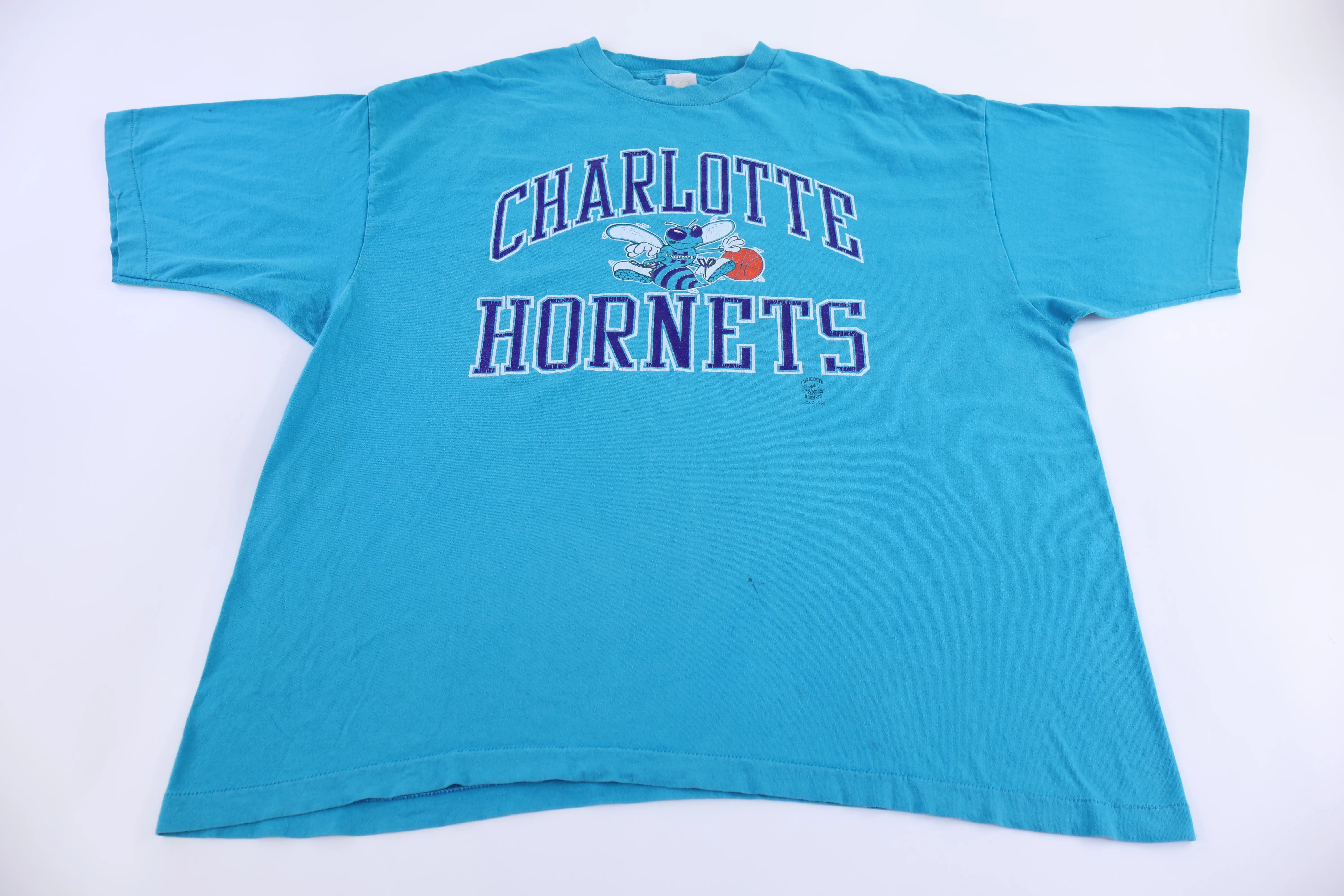 Vintage Charlotte Hornets Basketball T-shirt