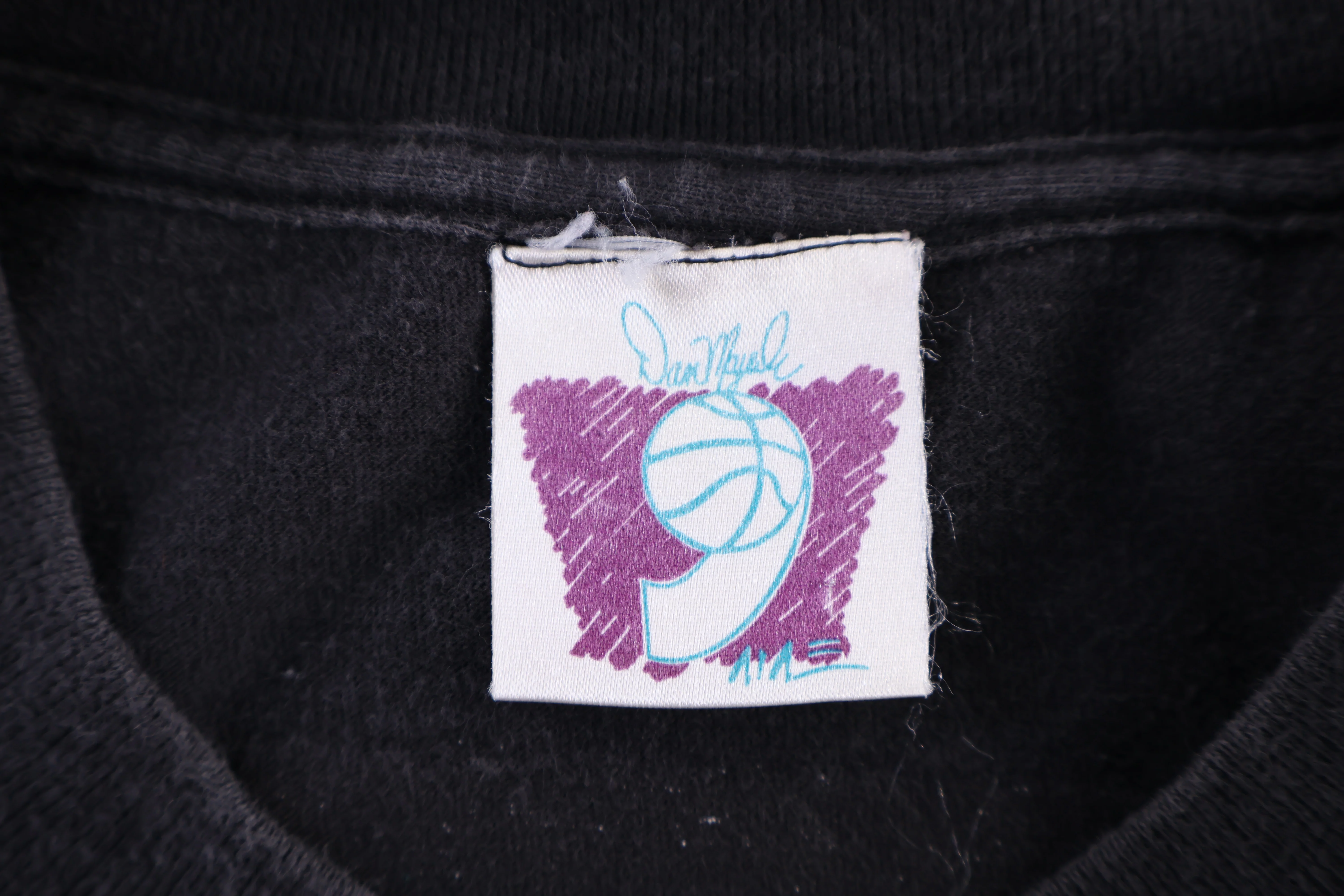 Vintage Dan Majerle Thunder's In The Air T-shirt - Image 3