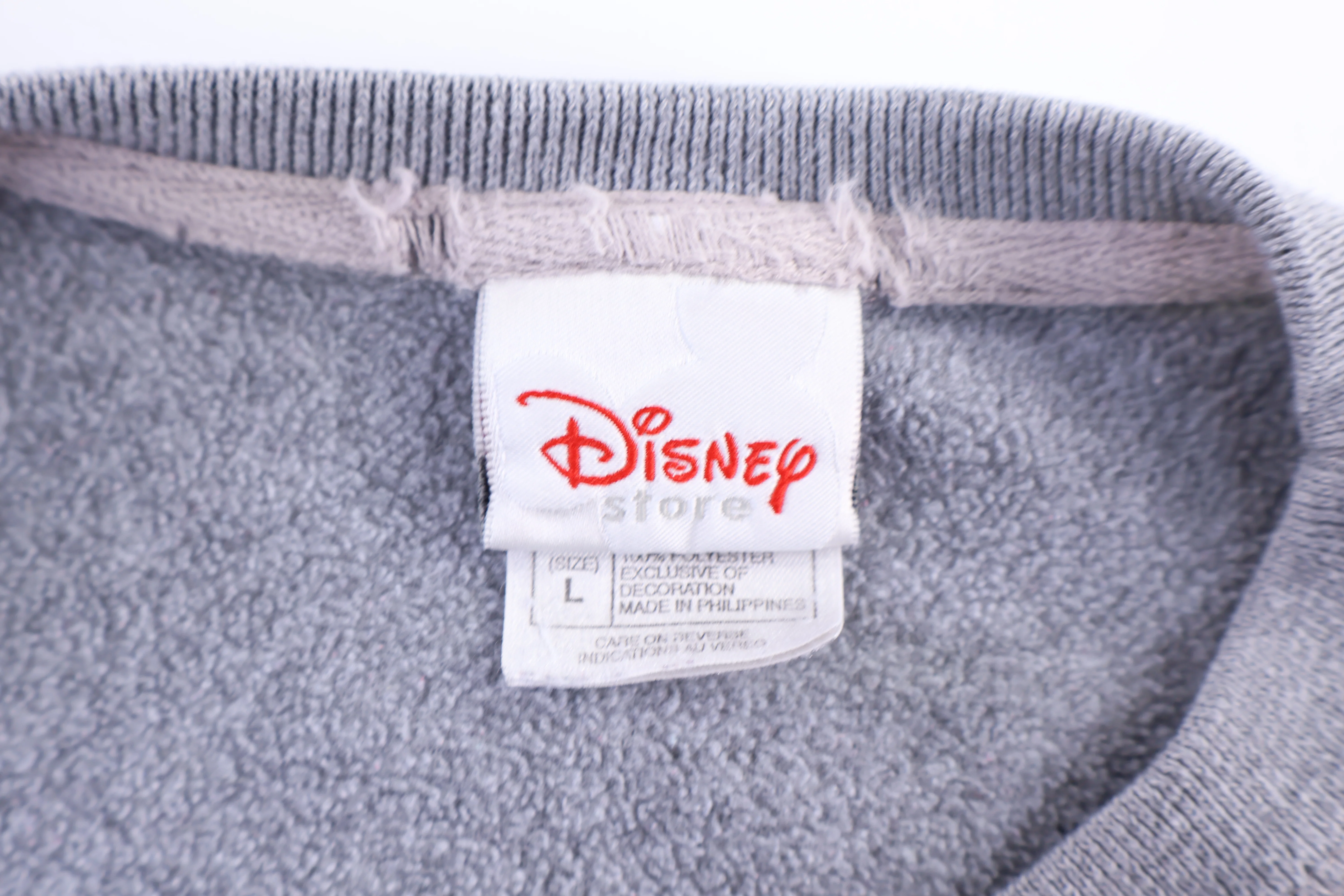 Vintage Disney Tigger Graphic Sweatshirt - Image 3