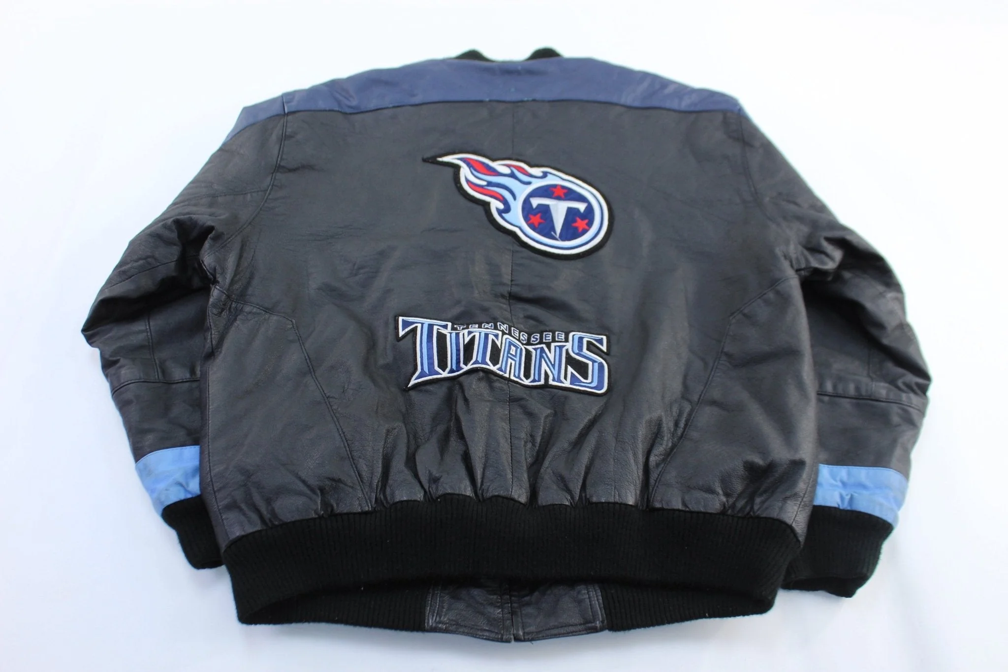 Vintage G-III Carl Banks Tennessee Titans Embroidered Leather Jacket - Image 2