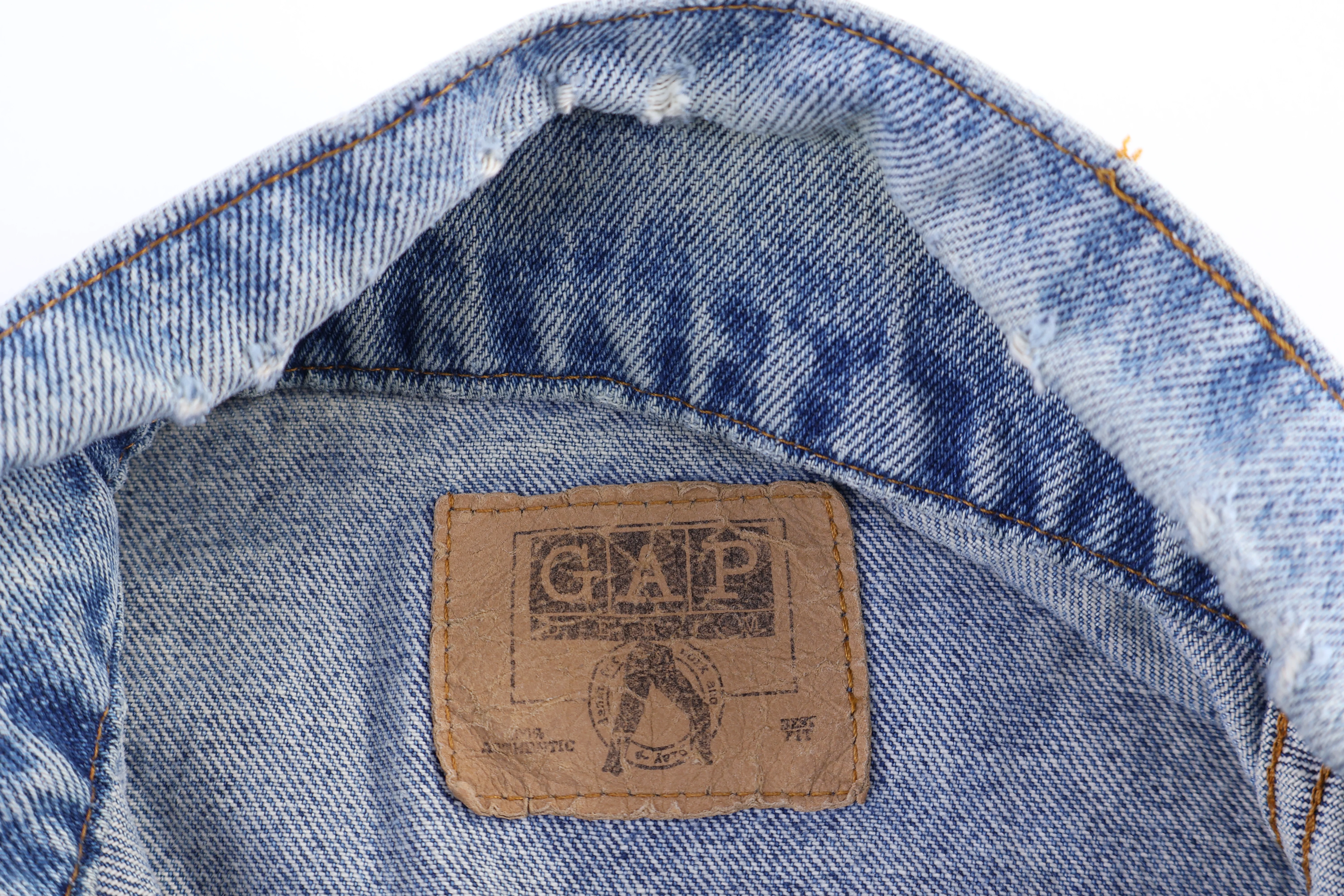 Vintage GAP Medium Wash Denim Jacket - Image 4
