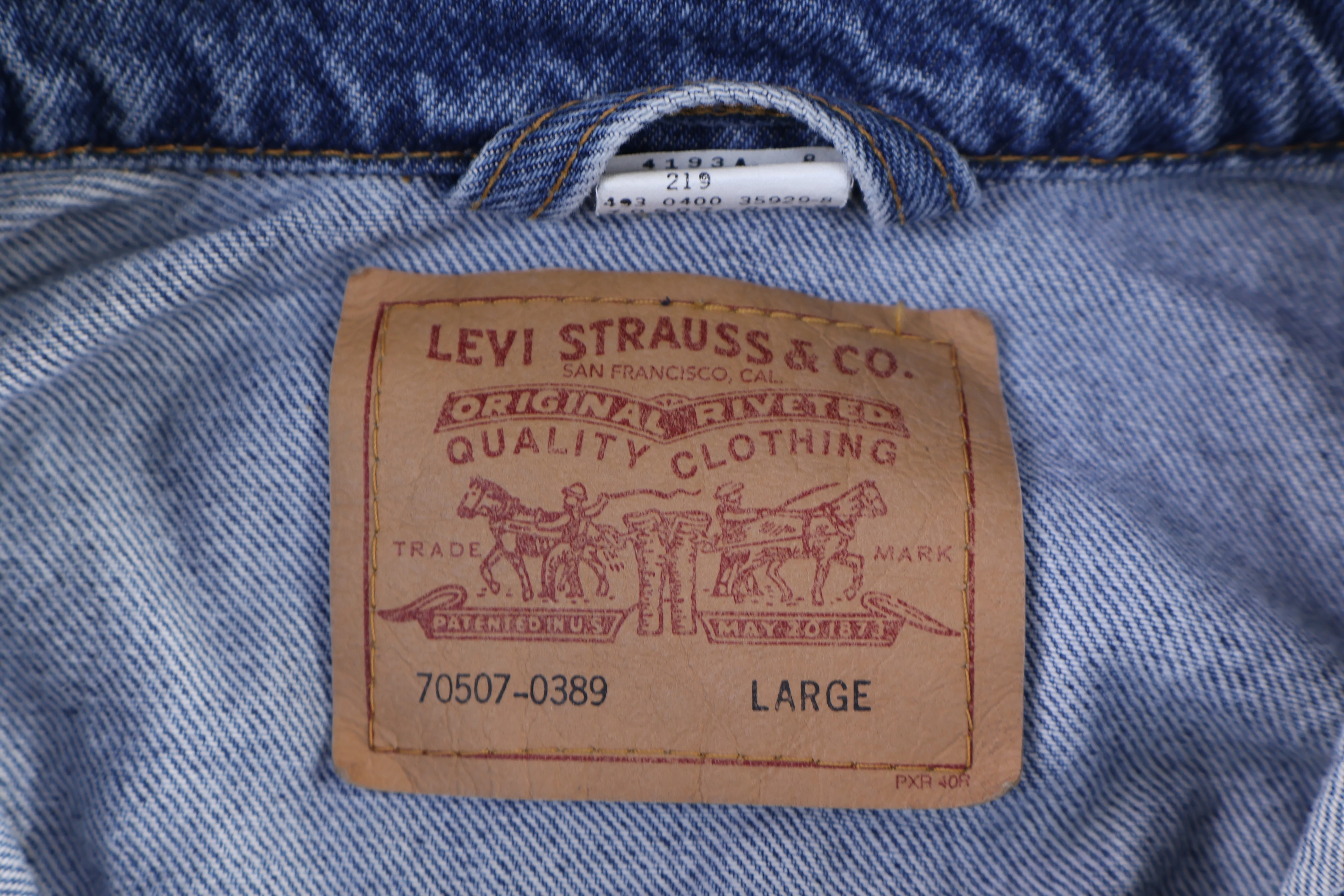 Vintage Levi's Light Wash Denim Jacket - Image 3