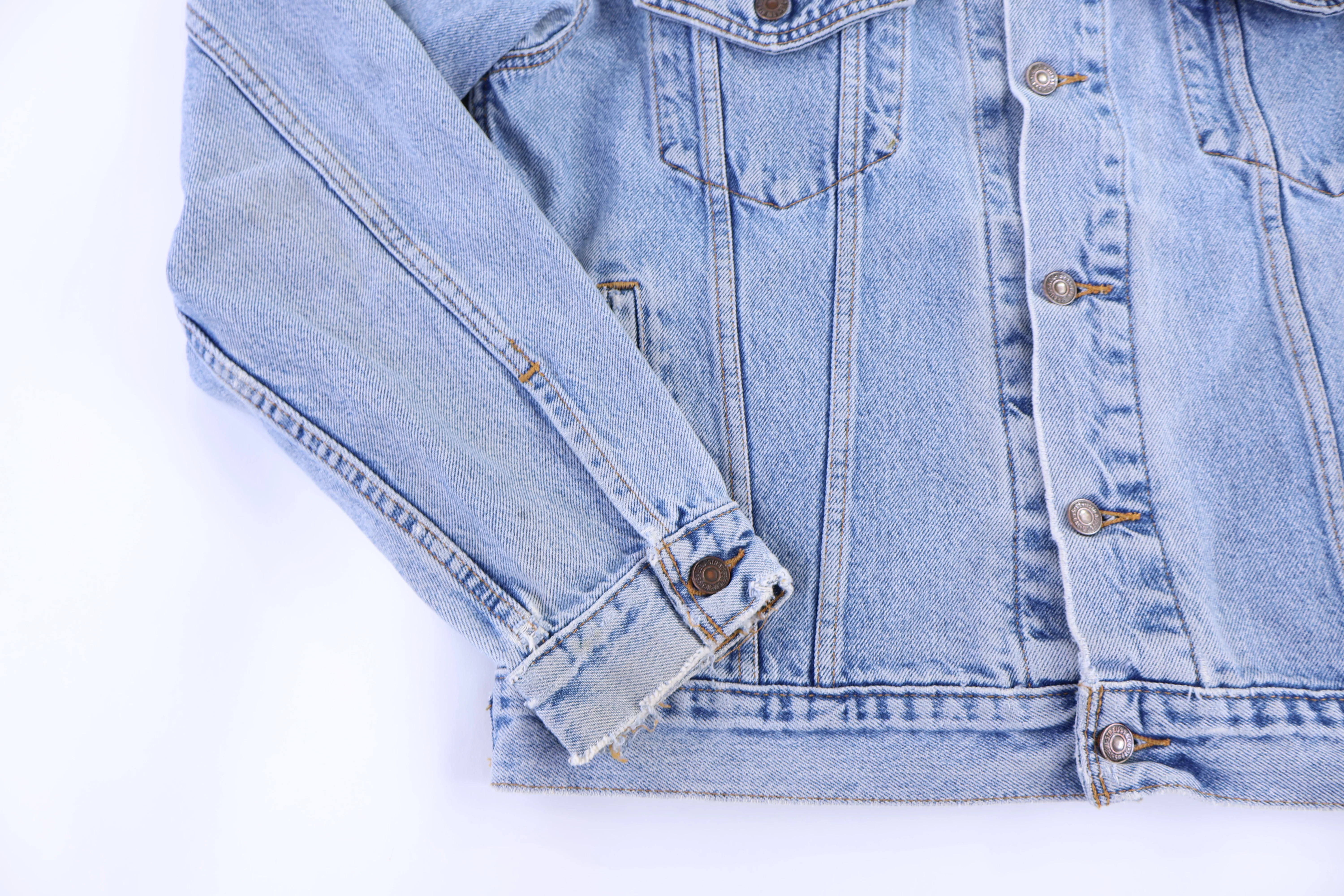 Vintage Levi's Light Wash Denim Jacket - Image 3