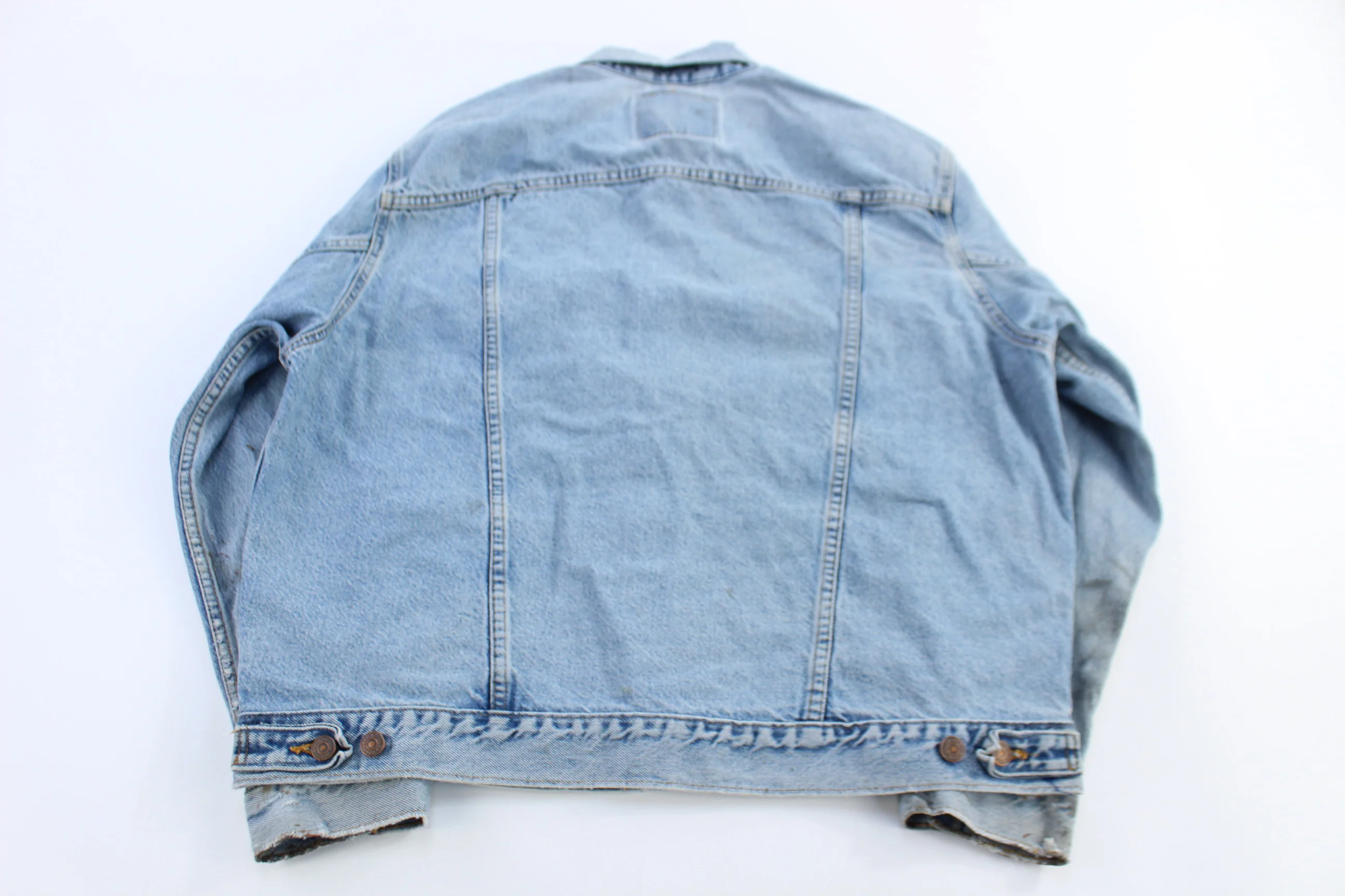 Vintage Levi's Light Wash Denim Trucker Jacket - Image 2