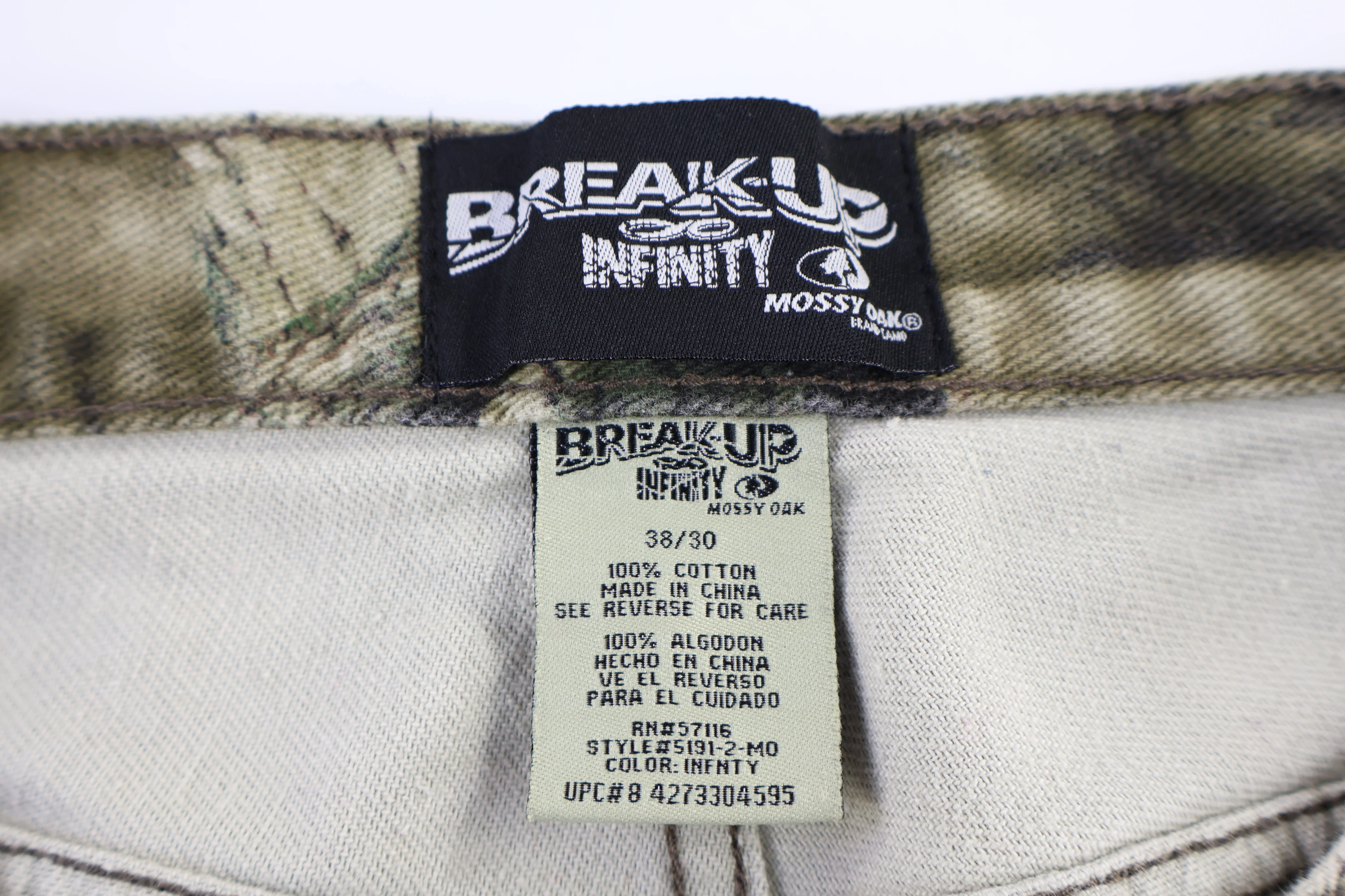 Vintage Mossy Oak Denim Camo Jeans - Image 2