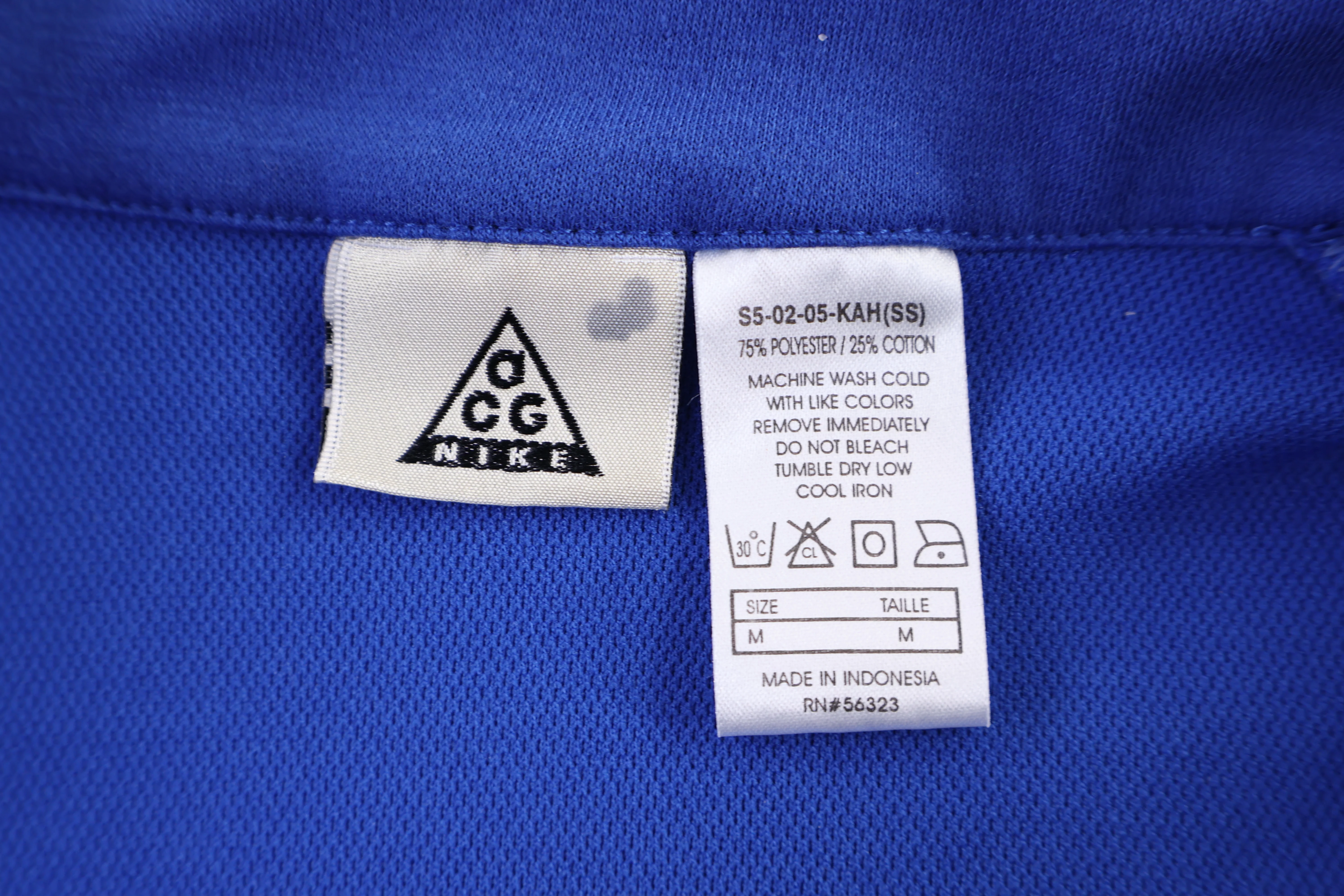 Vintage Nike ACG Cycling Jersey - Image 3