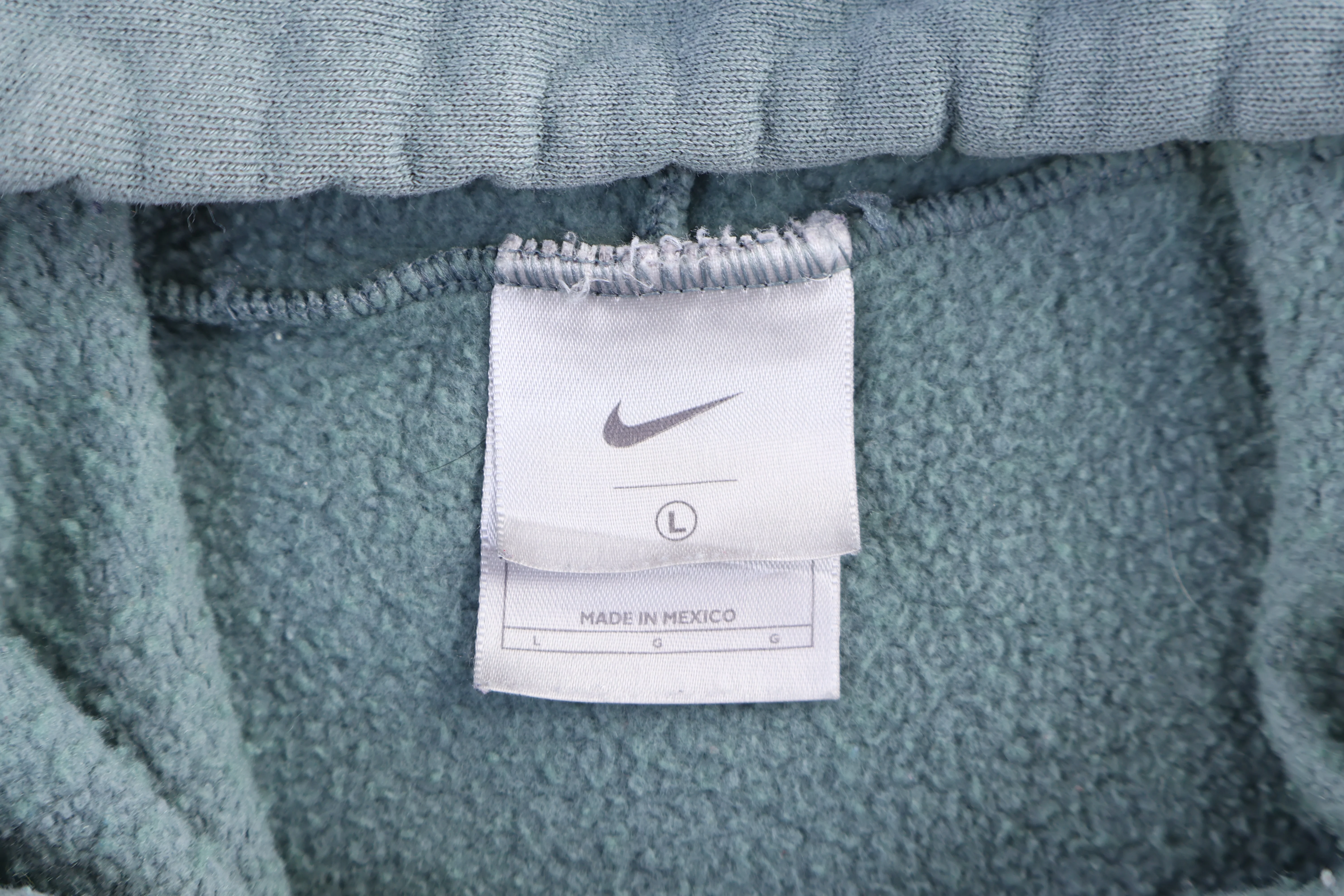 Vintage Nike Embroidered Logo Green Center Swoosh Sweatshirt - Image 4