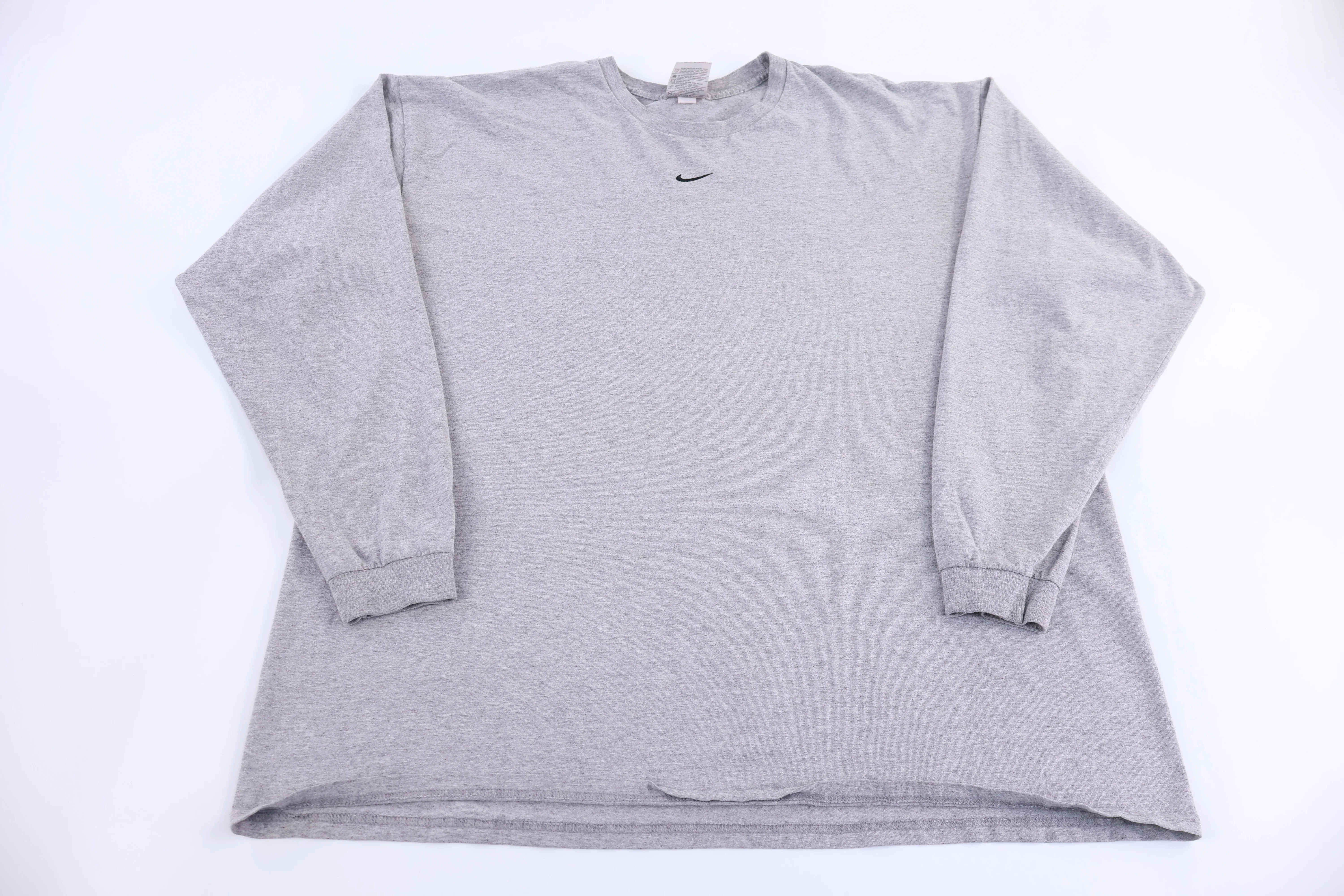 Vintage Nike Embroidered Logo Grey LS T-shirt