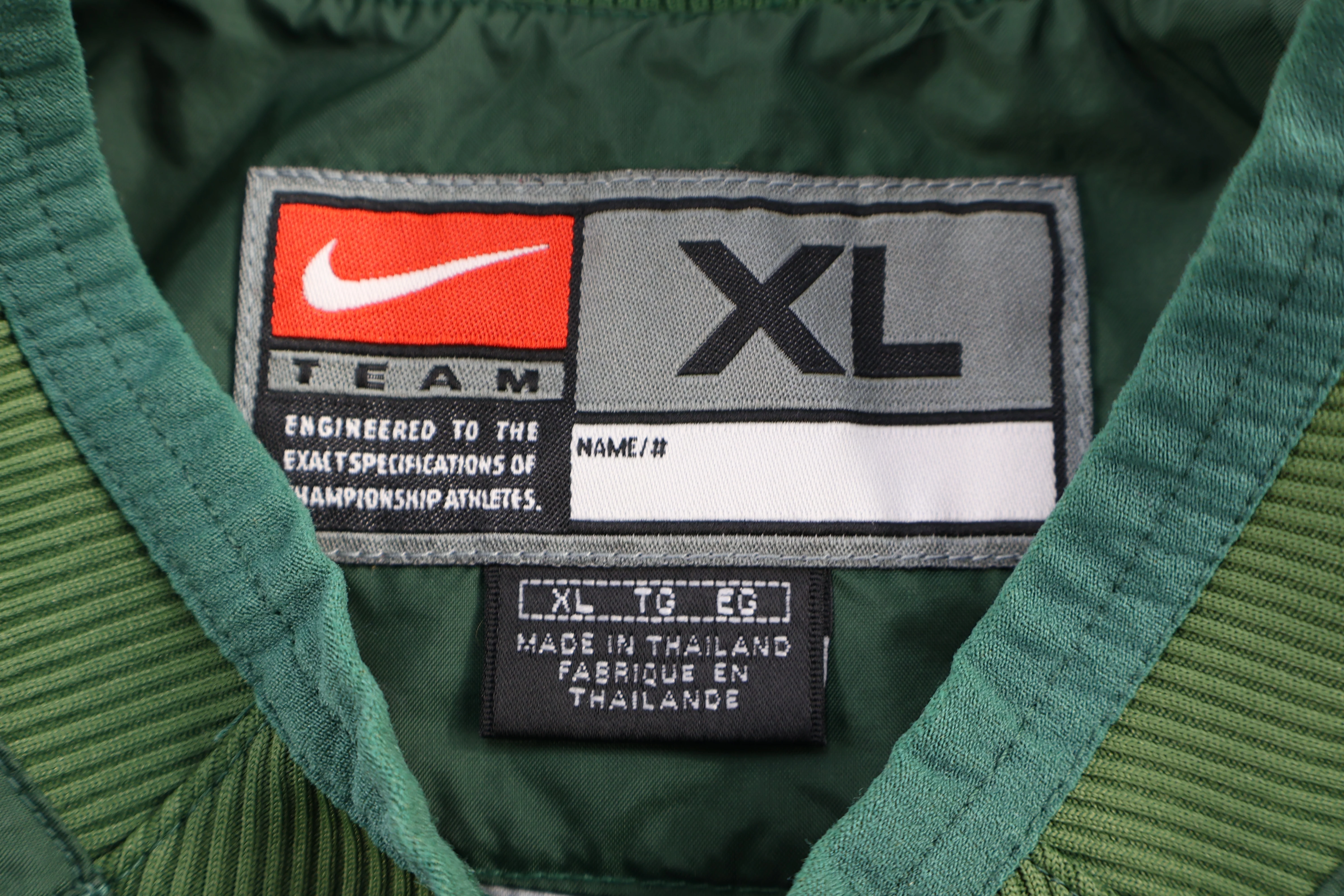 Vintage Nike Team University of Miami Pullover Windbreaker - Image 5