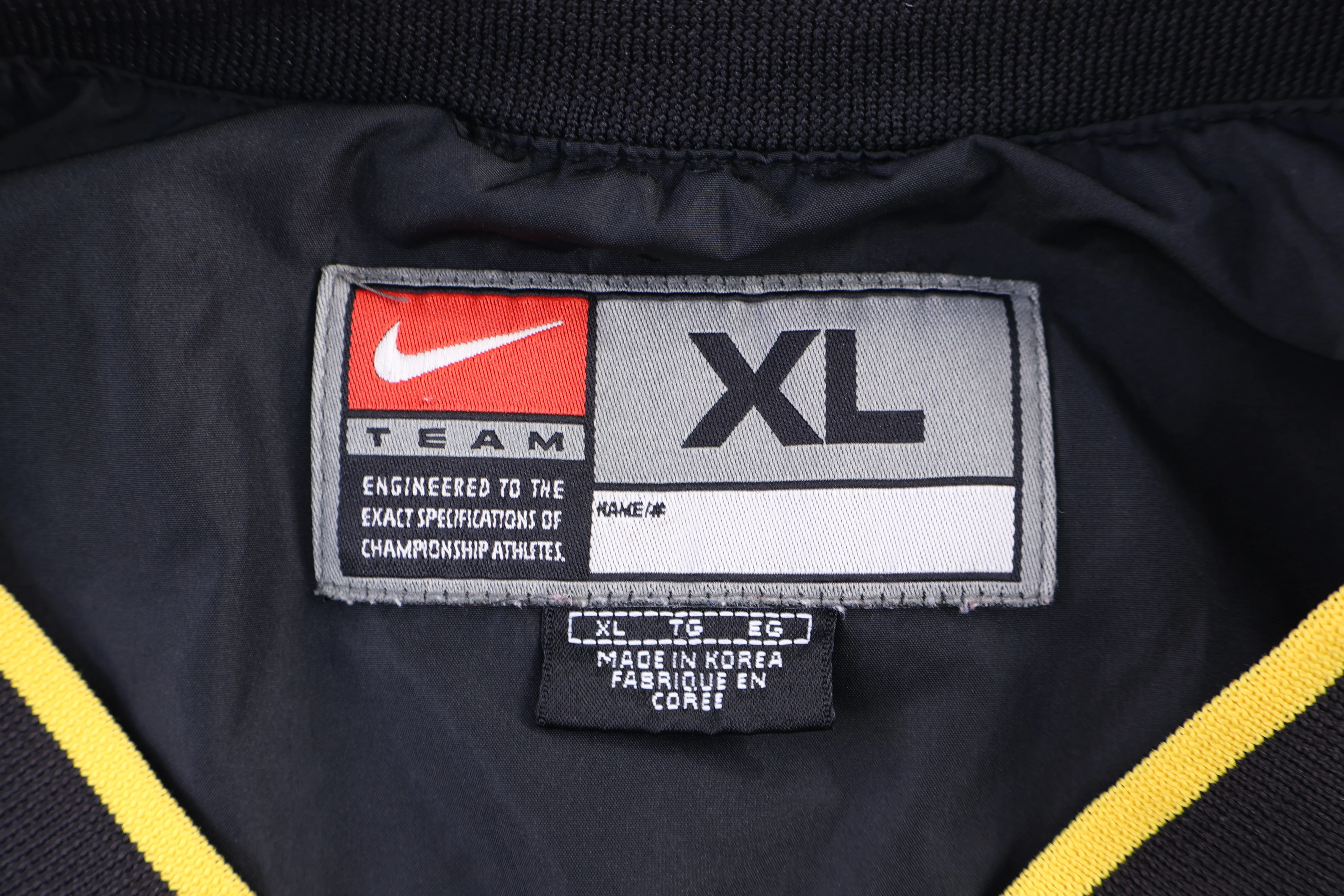 Vintage Nike University of Iowa Pullover Windbreaker - Image 3