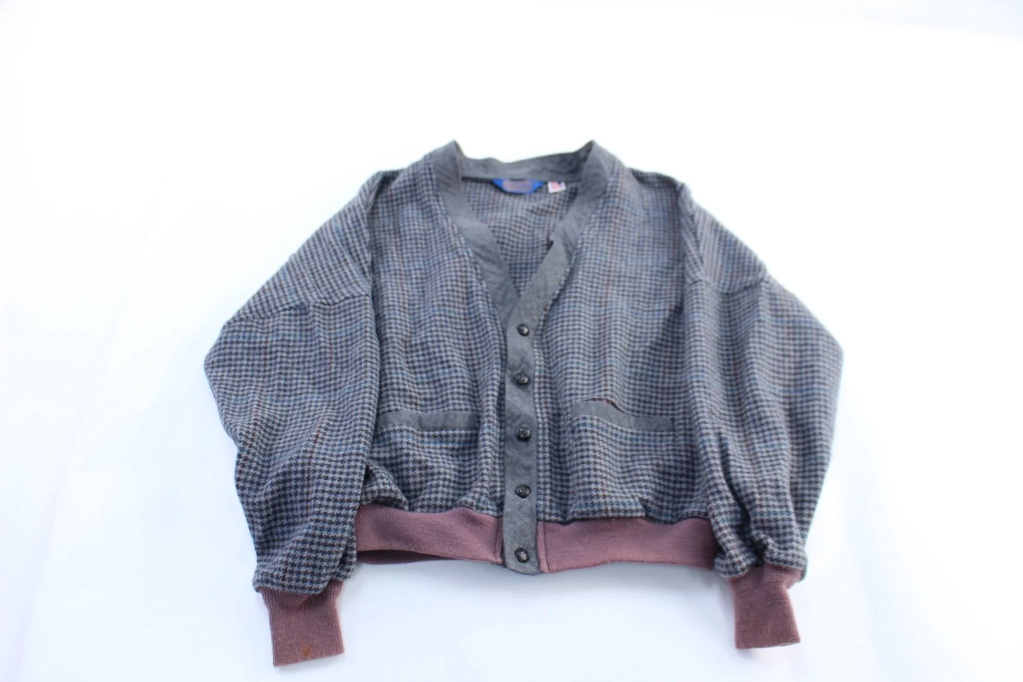 Vintage Pendleton Woolen Mills Patterned Cardigan Sweater
