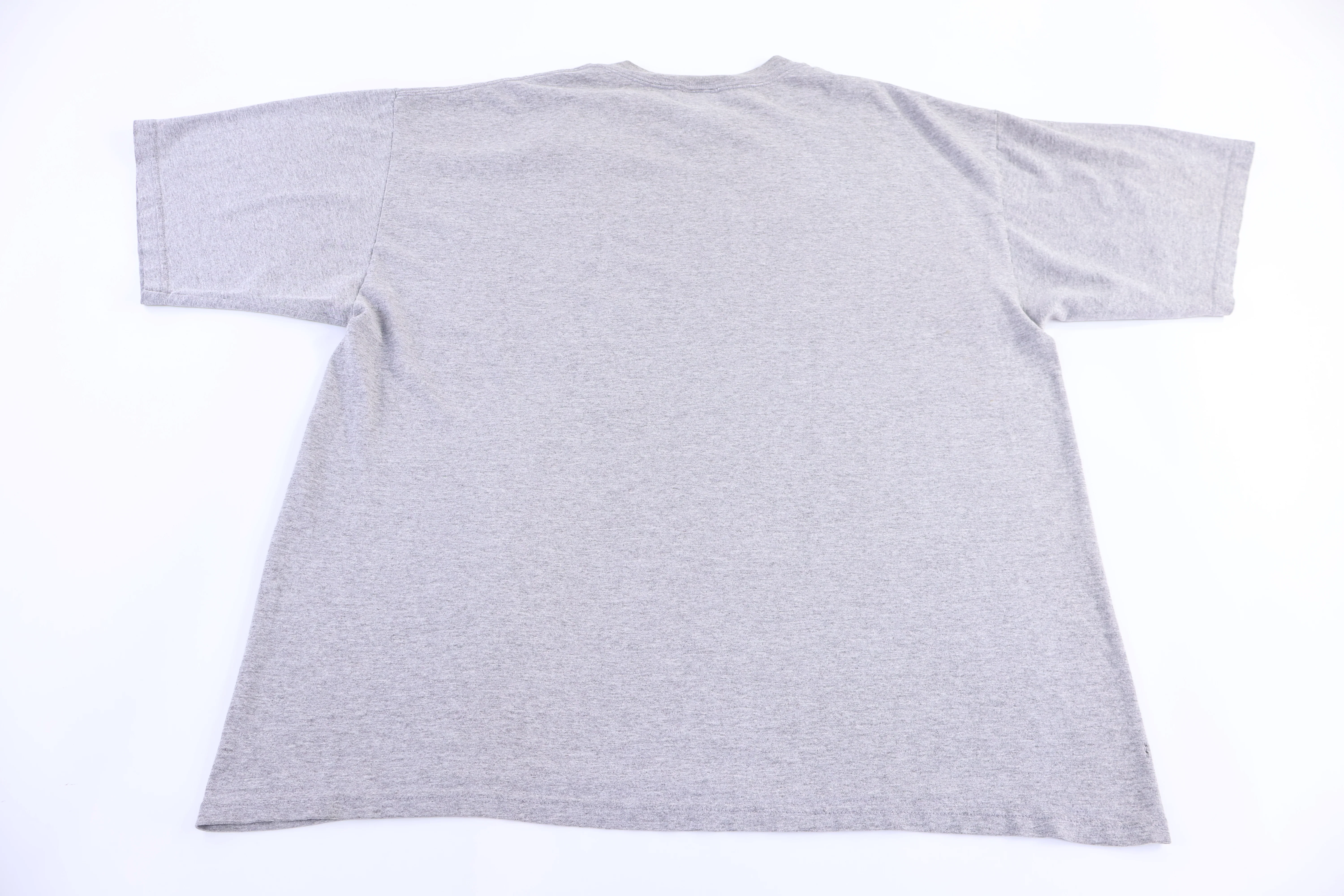 Vintage San Antonio Spurs Basketball T-shirt - Image 2