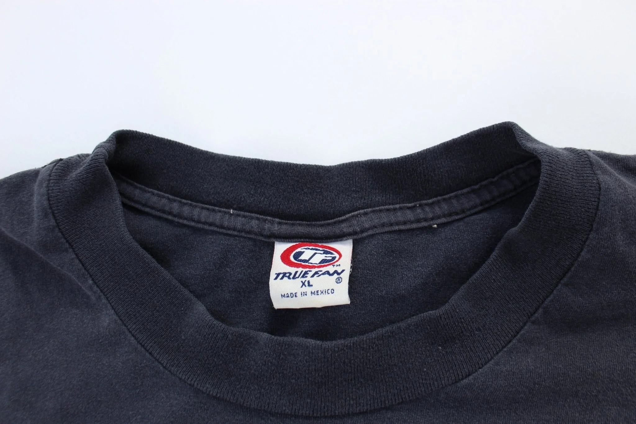 Vintage San Francisco 49ers Graphic T-shirt - Image 4