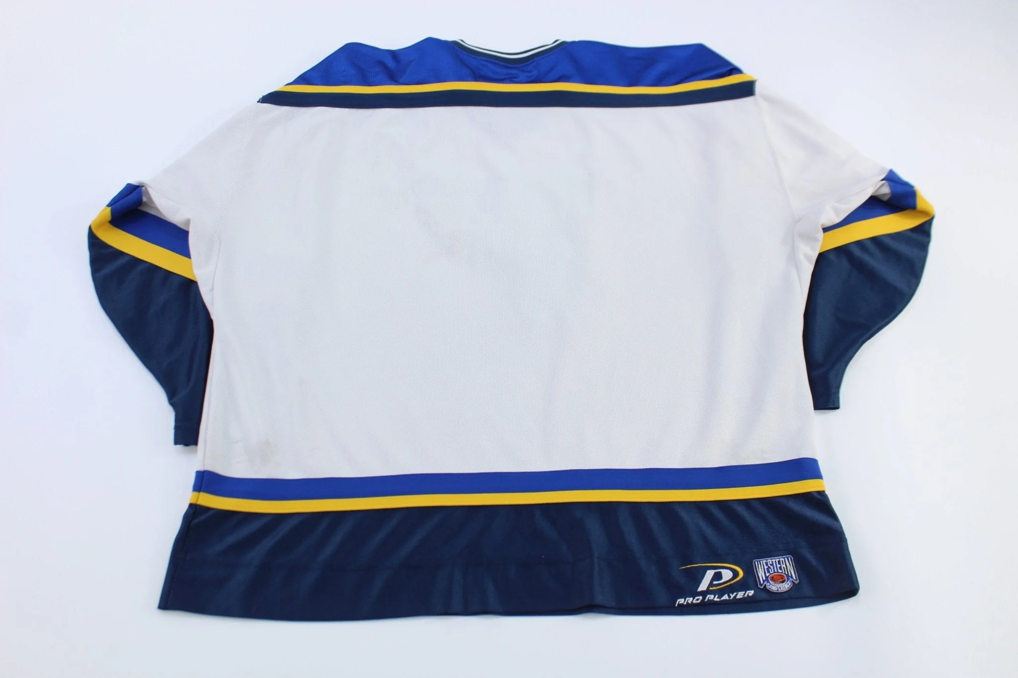 Vintage St. Louis Blues Embroidered Pro Player Hockey Jersey - Image 2