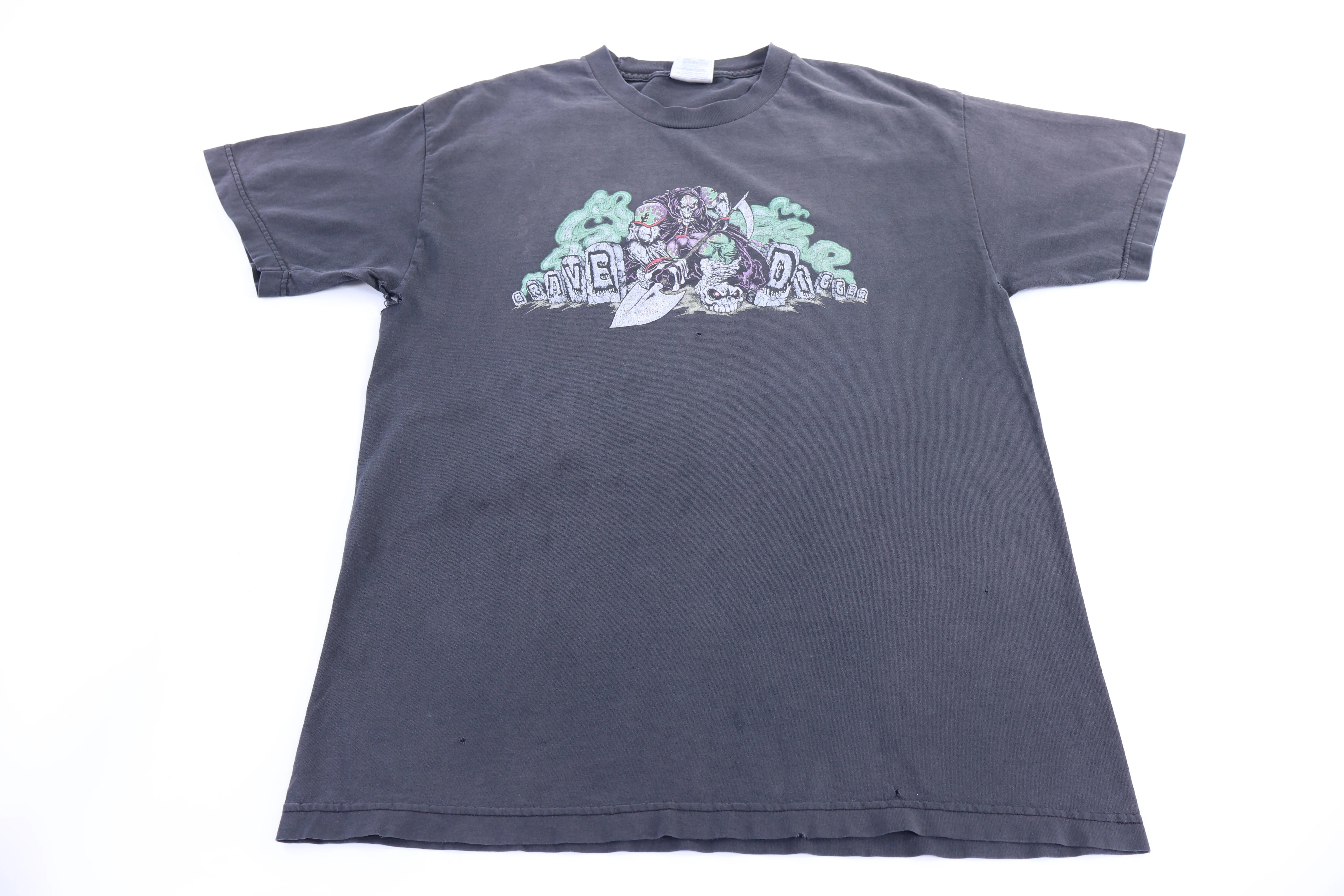 Vintage The Grave Digger Graphic T-shirt