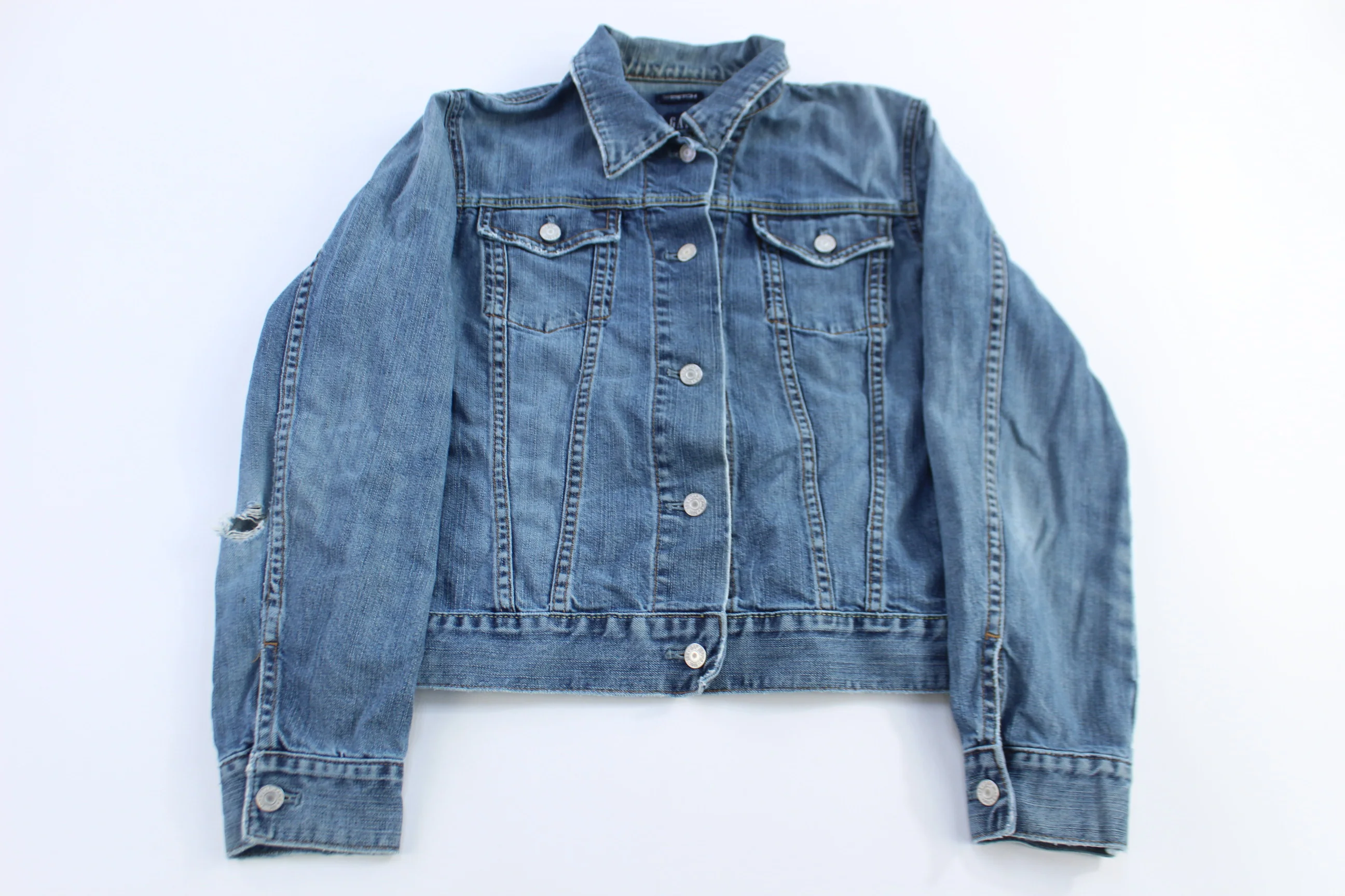 Vintage Women's Gap Stretch Denim Jacket