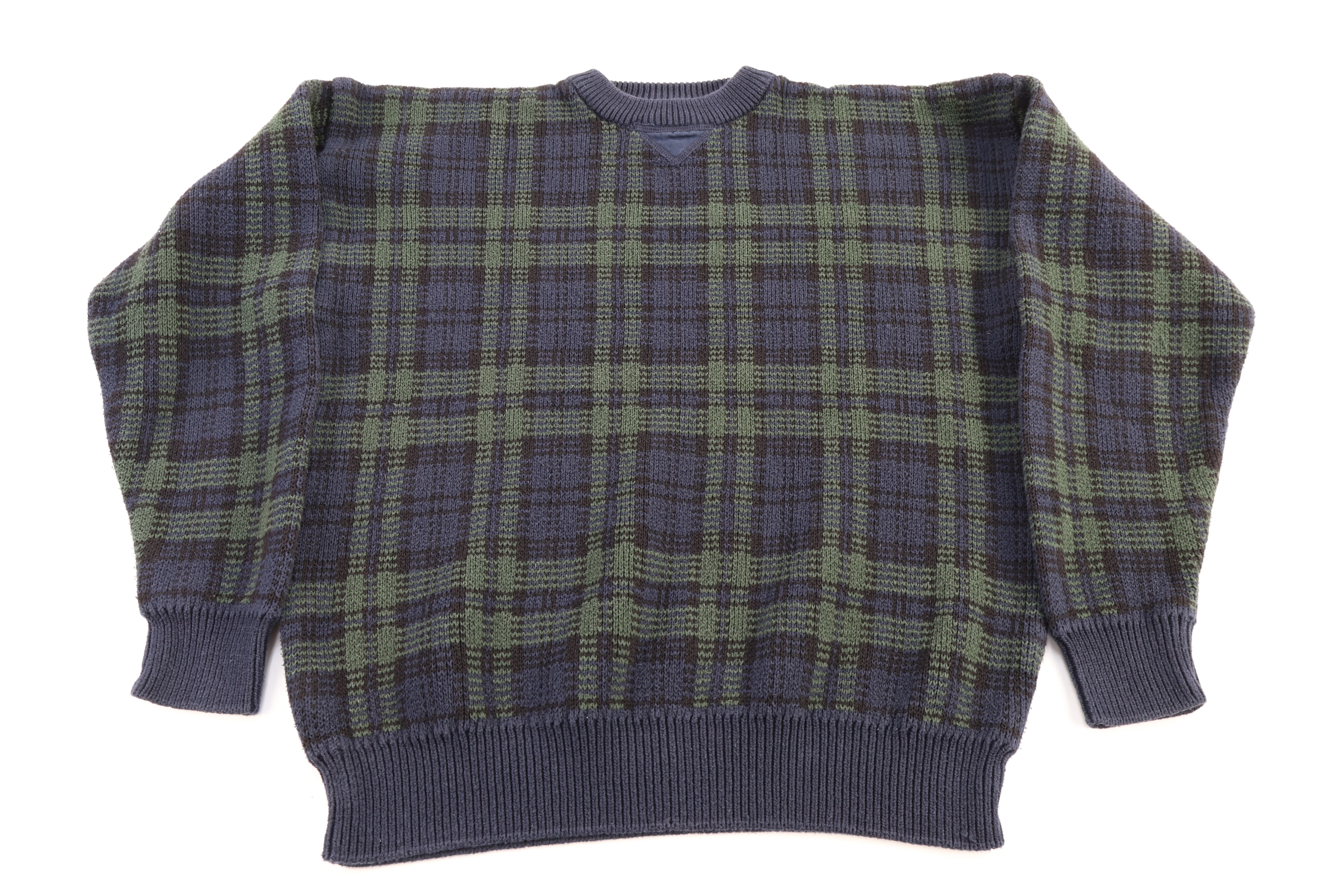 Vintage Woods & Gray Grid Pattern Knit Sweater