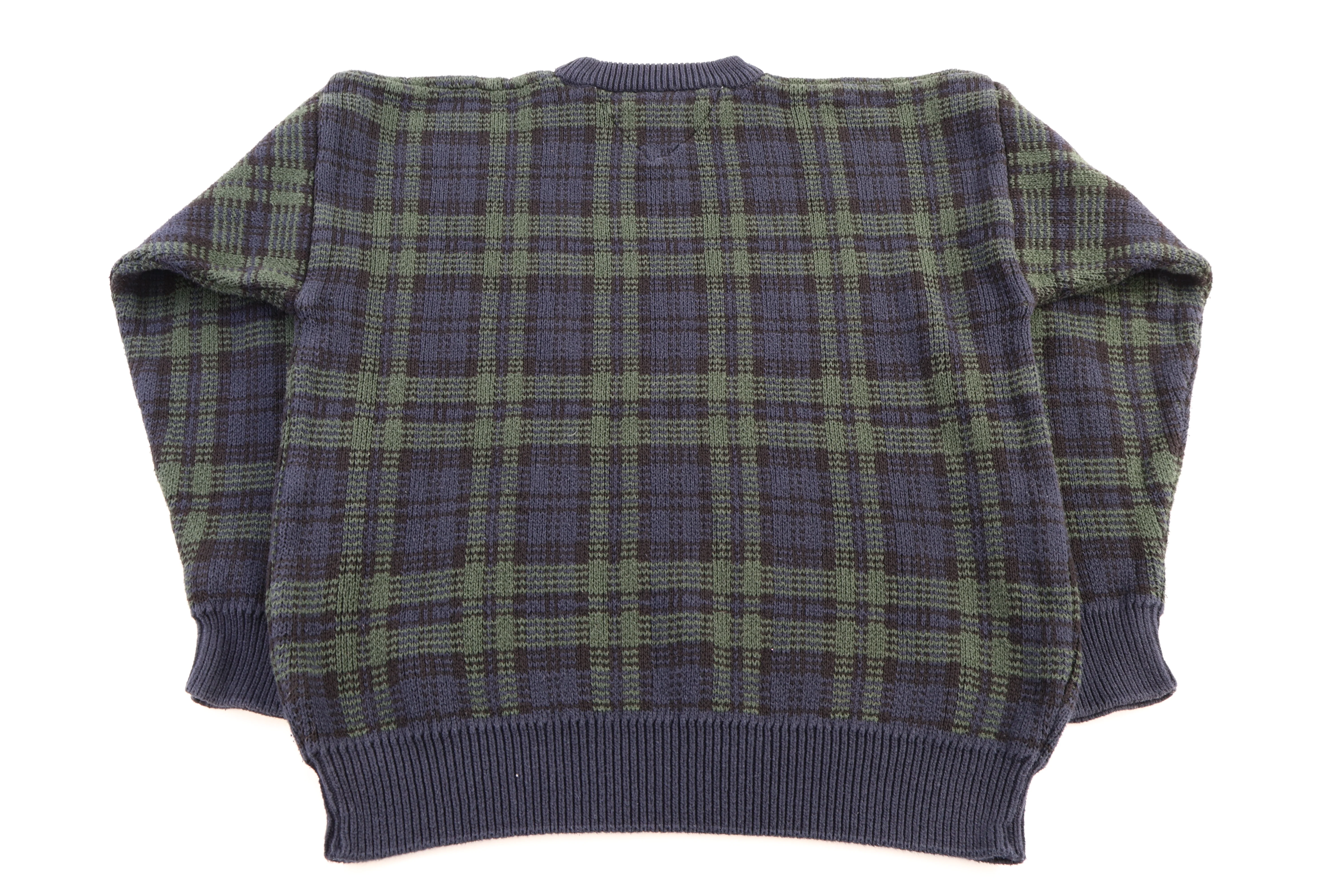 Vintage Woods & Gray Grid Pattern Knit Sweater - Image 2