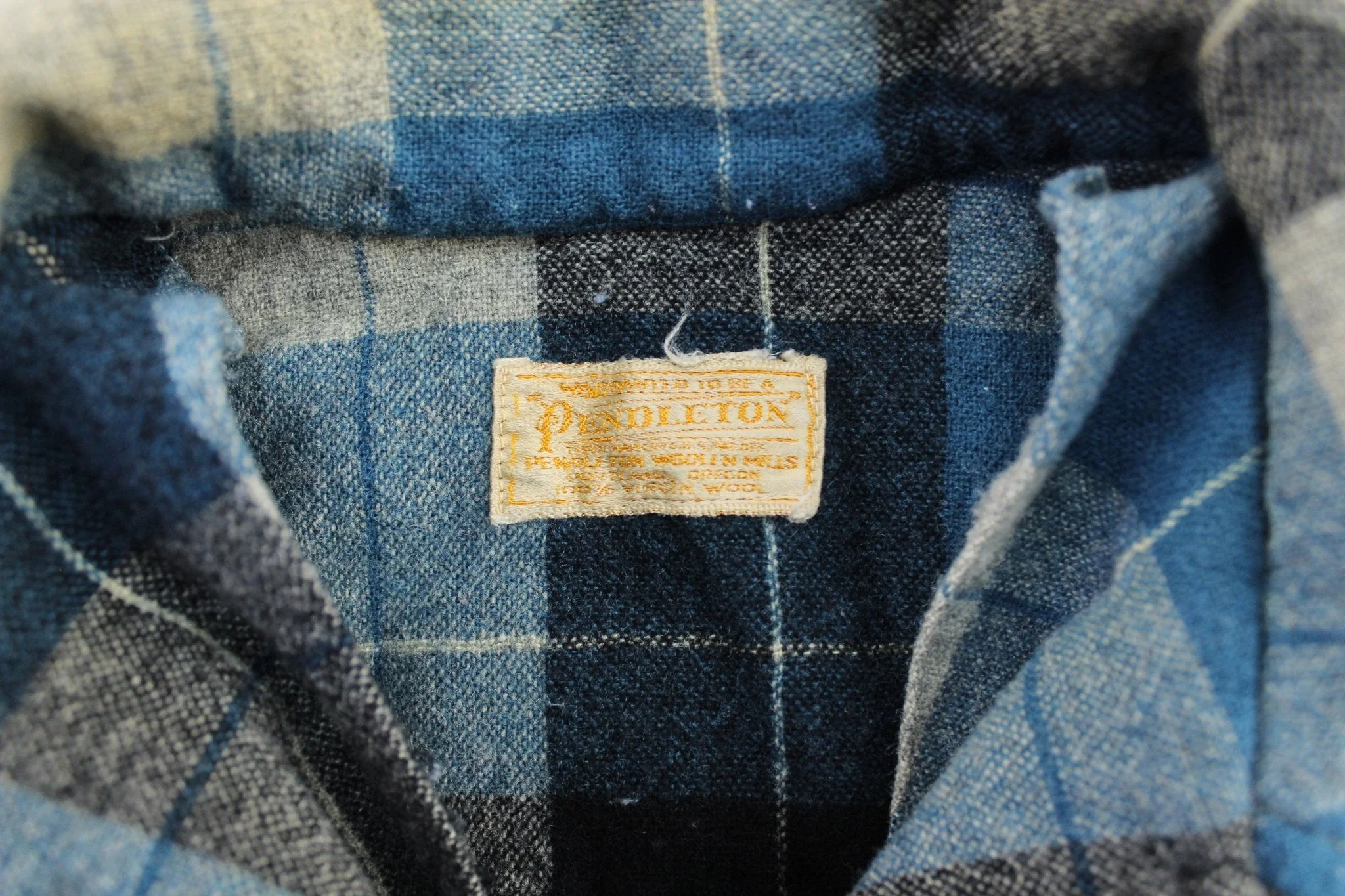Women's 50's Pendleton Woolen Mills Blue & Black Plaid Coat - Image 5