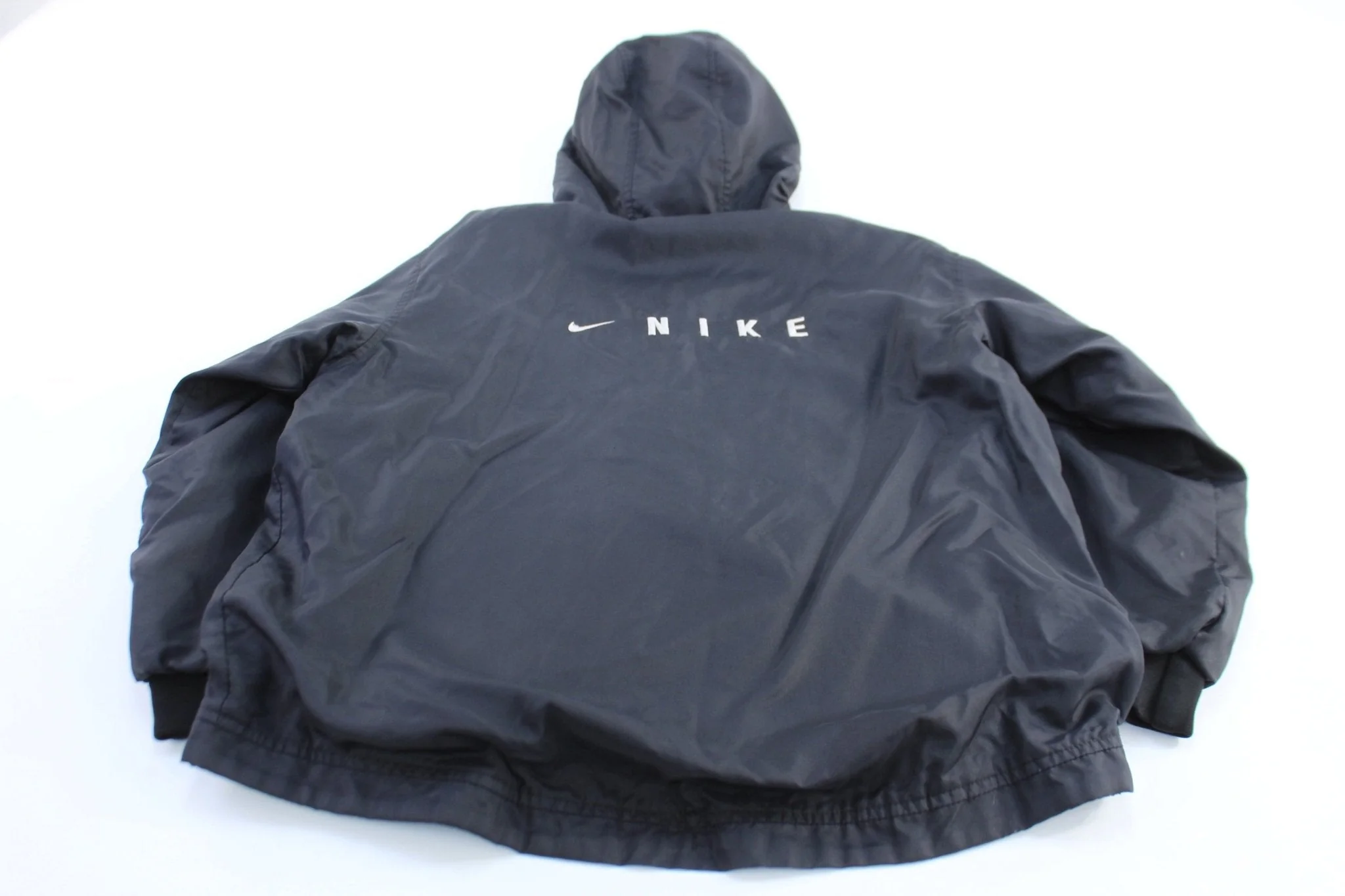 Women's 90's Nike Embroidered Logo Black Zip Up Jacket - Image 2