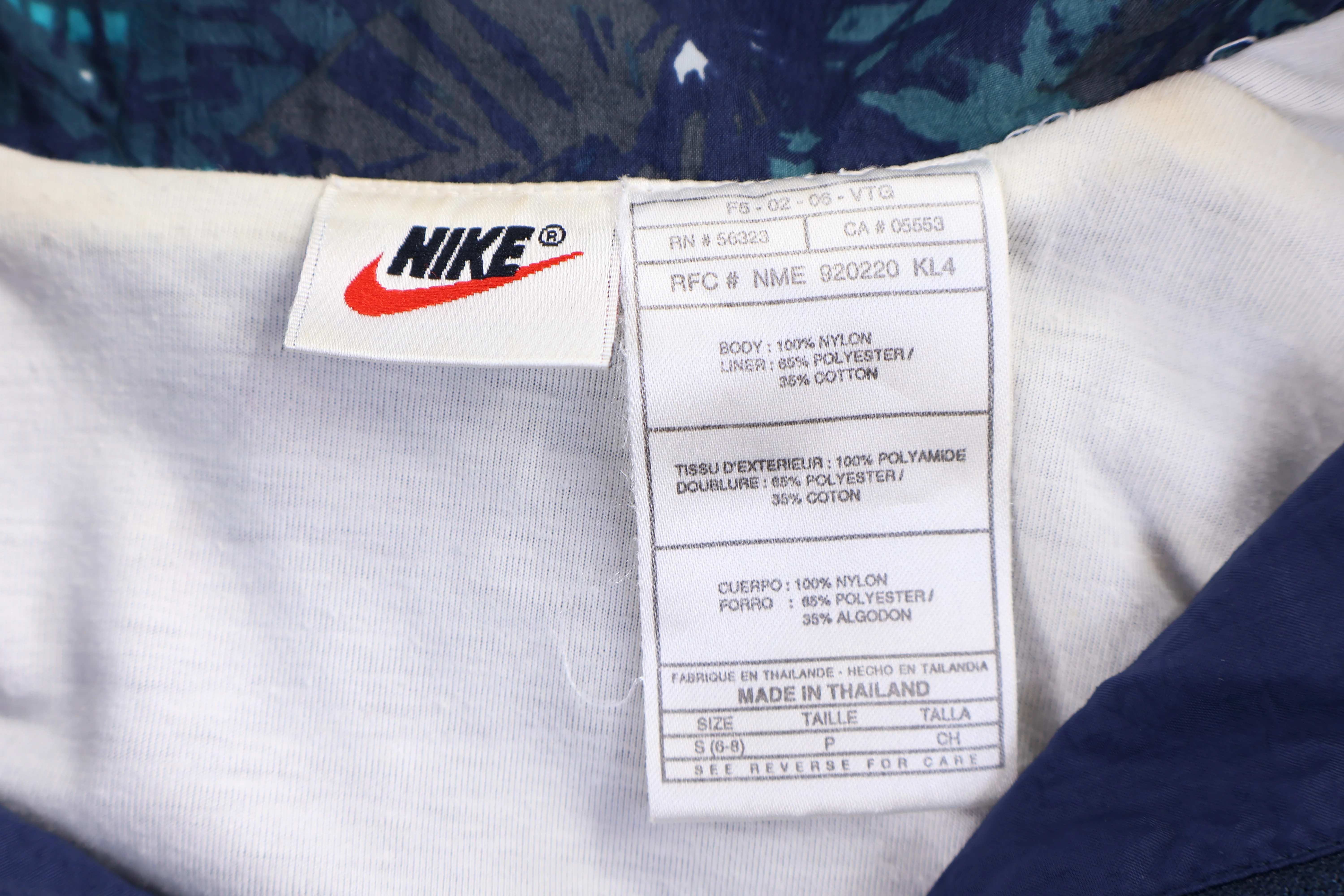 Women's 90's Nike Embroidered Logo Full Zip Windbreaker - Image 3