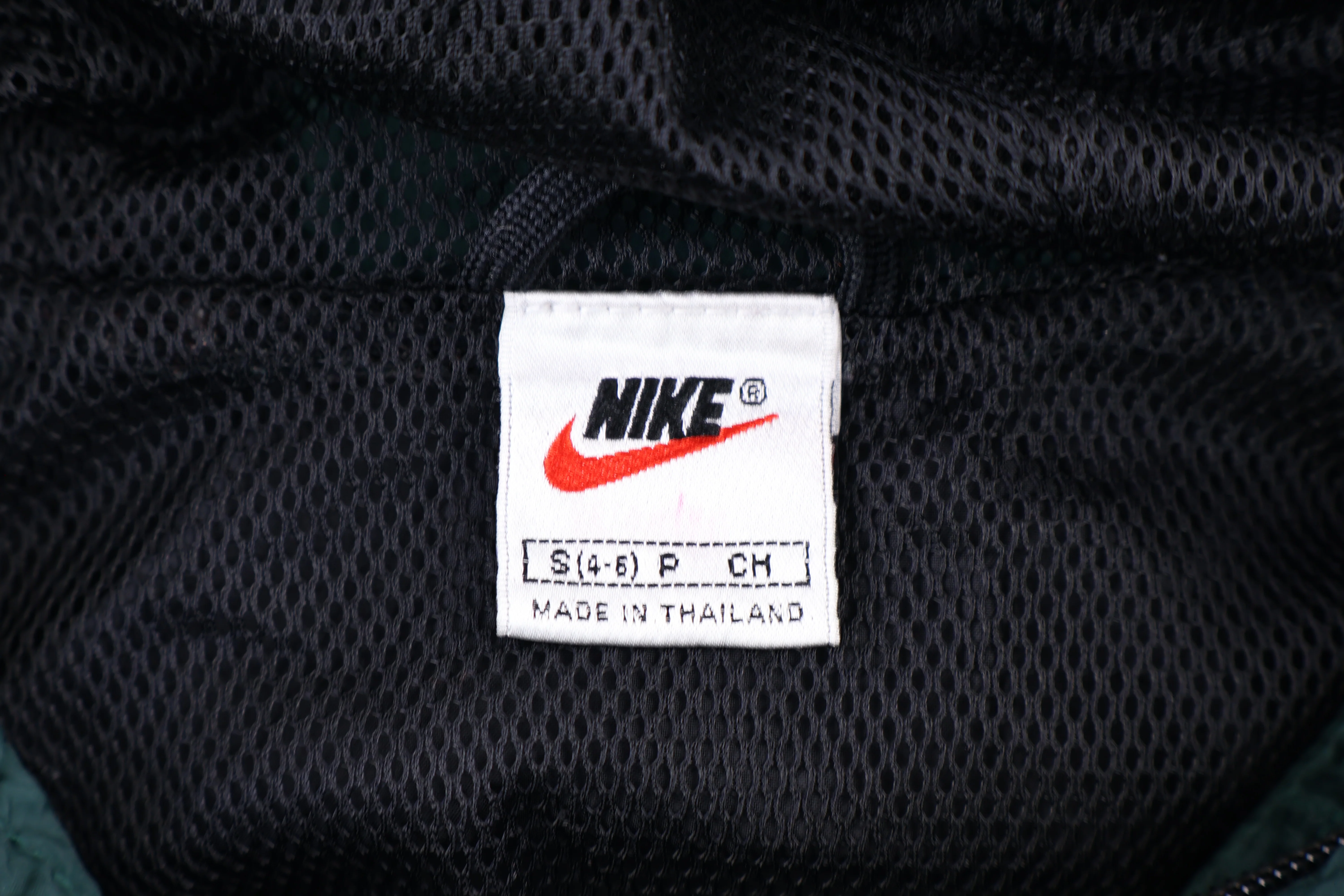 Women's 90's Nike Embroidered Logo Half Zip Pullover Windbreaker - Image 3
