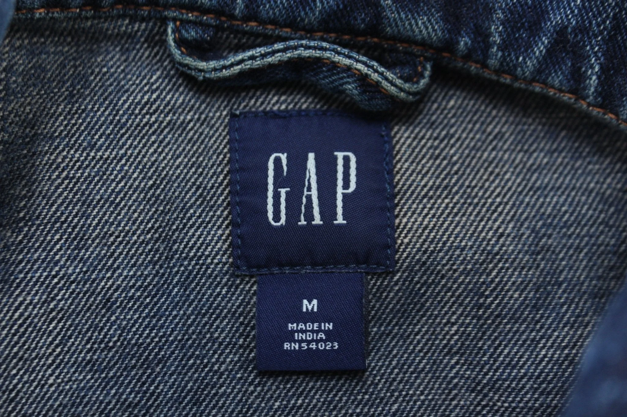 Women's GAP Dark Wash Denim Jacket - Image 3