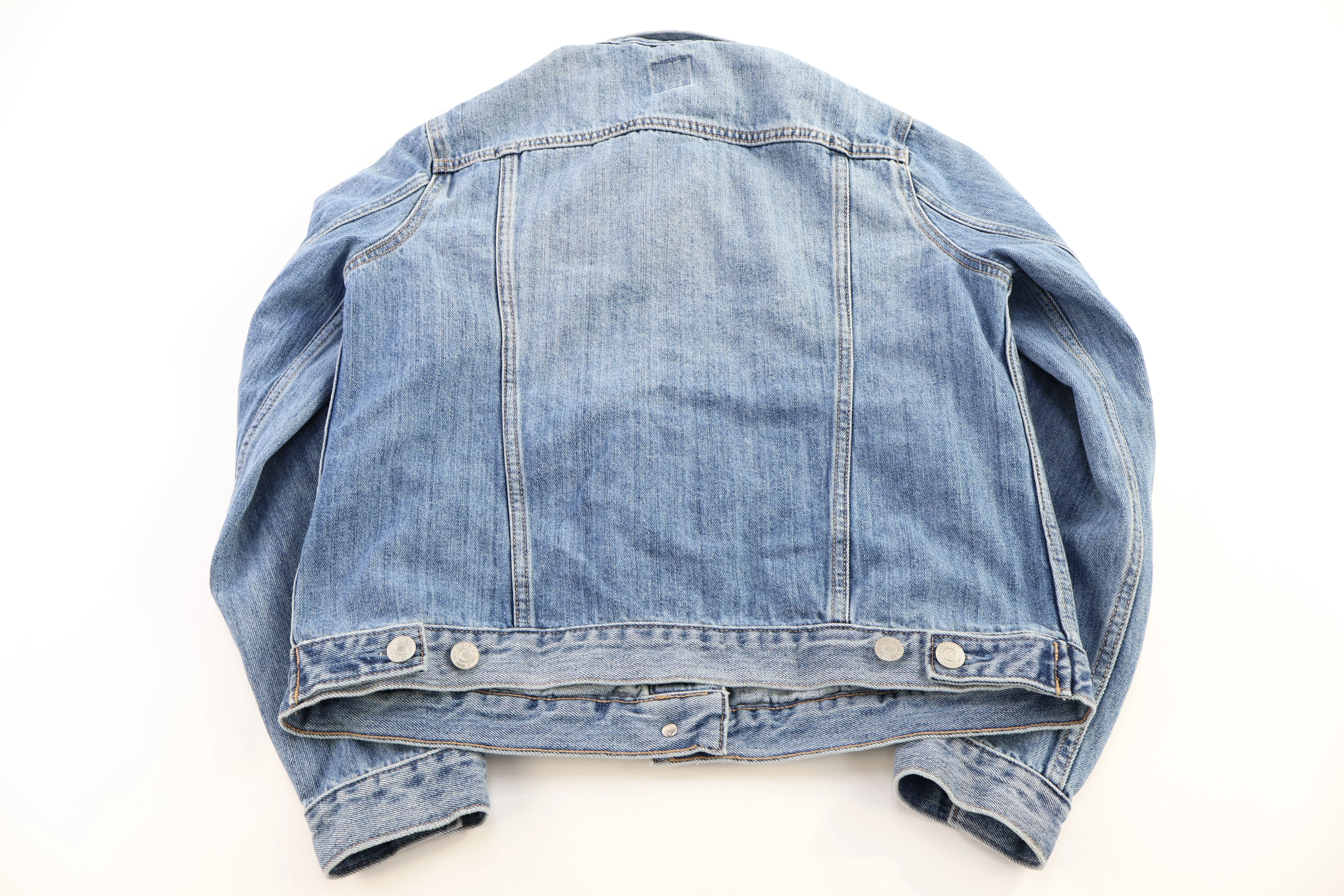 Women's GAP Medium Wash Denim Jacket - Image 2