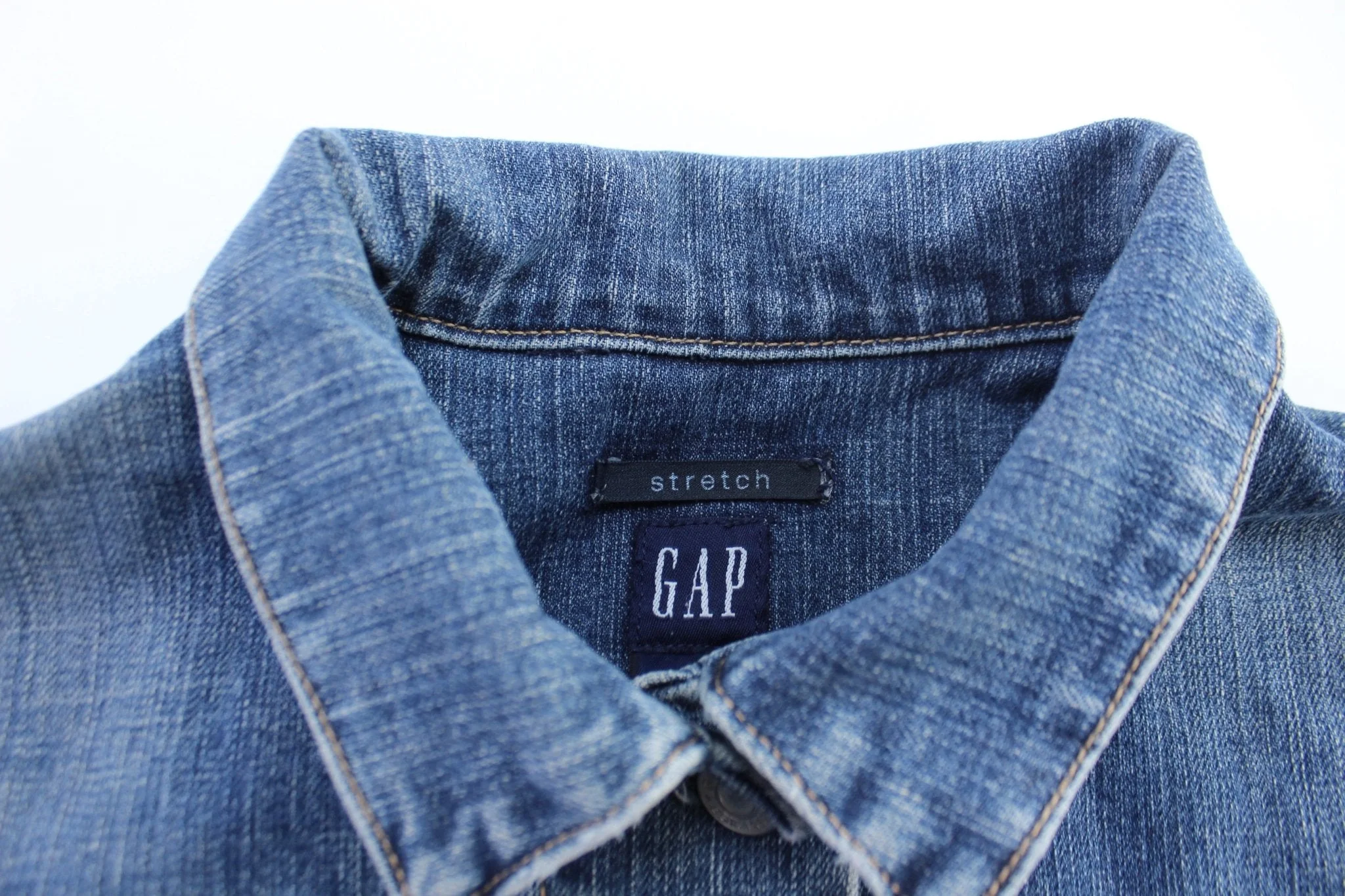 Women's Gap Denim Jacket - Image 3