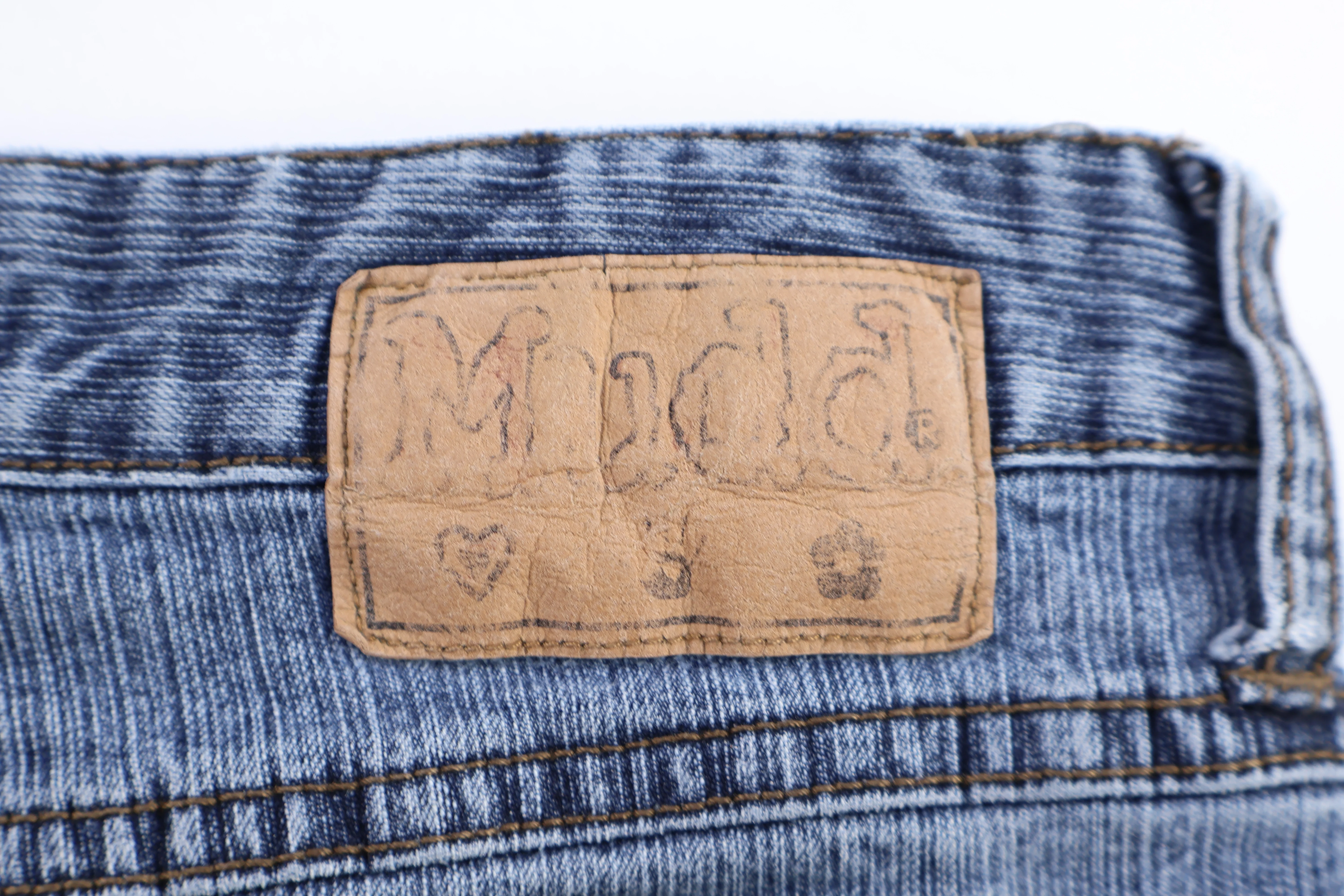 Women's Mudd Medium Wash Denim Jeans - Image 3