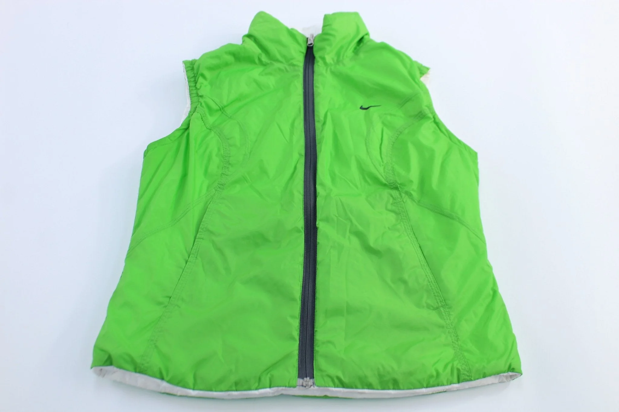 Women's Nike Embroidered Logo Green & White Reversible Vest - Image 3