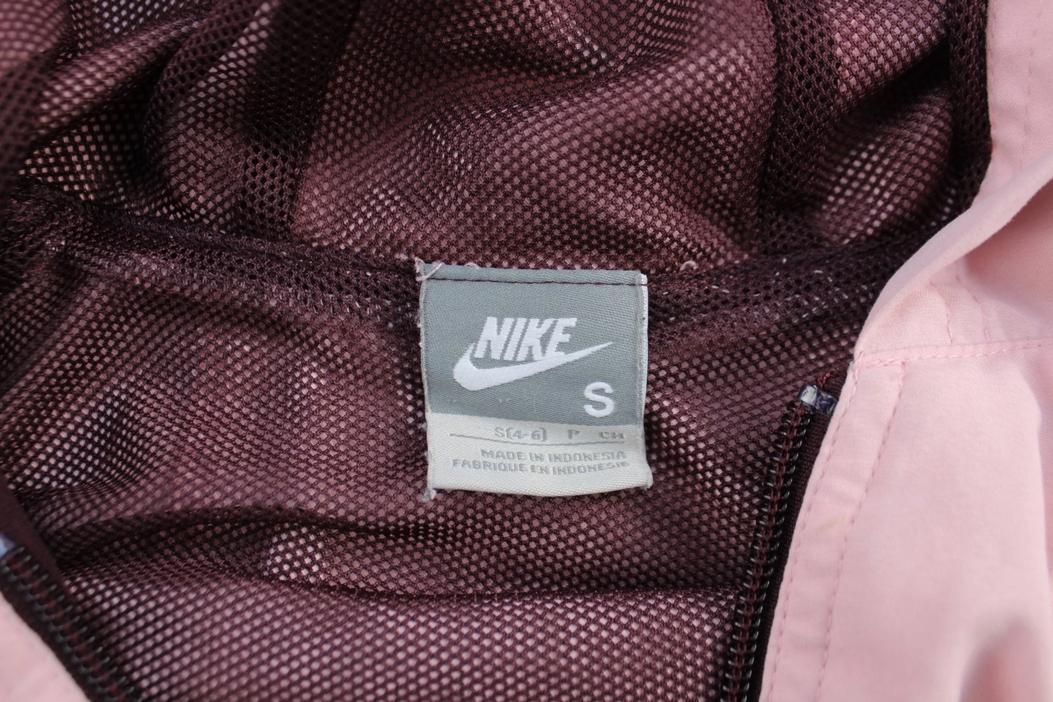 Women's Nike Embroidered Logo Pink & Maroon Zip Up Jacket - Image 3