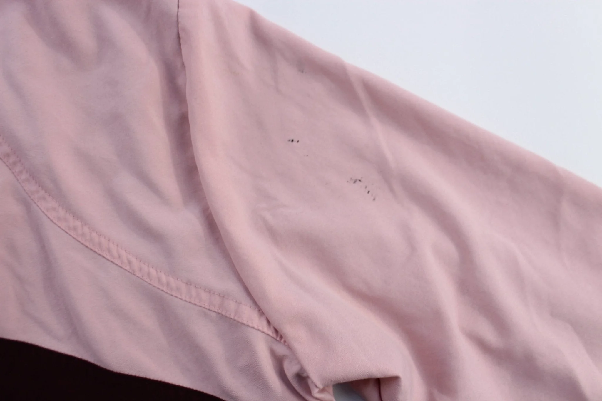 Women's Nike Embroidered Logo Pink & Maroon Zip Up Jacket - Image 4