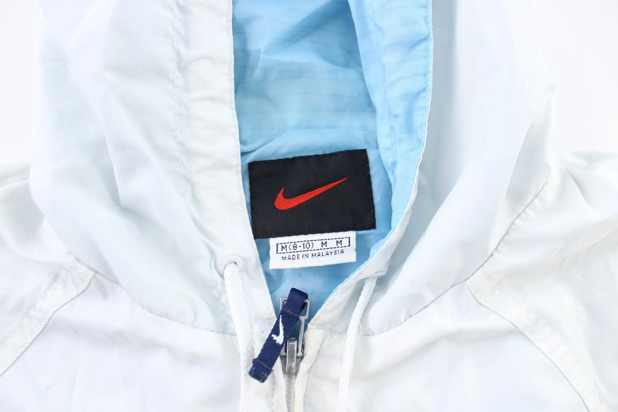 Women's Nike Embroidered Logo Zip Up Hooded Jacket - Image 3