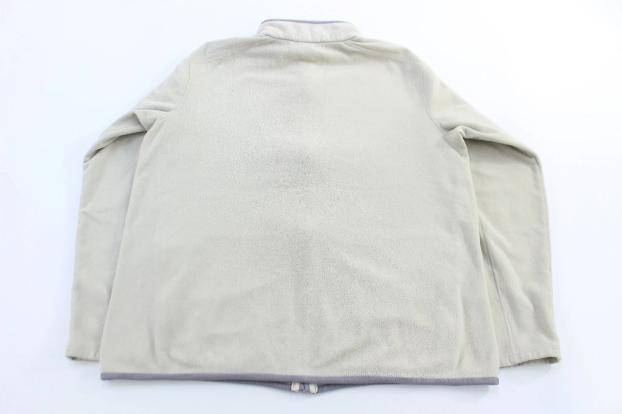 Women's Patagonia Embroidered Logo Grey Full Zip Sweater - Image 2