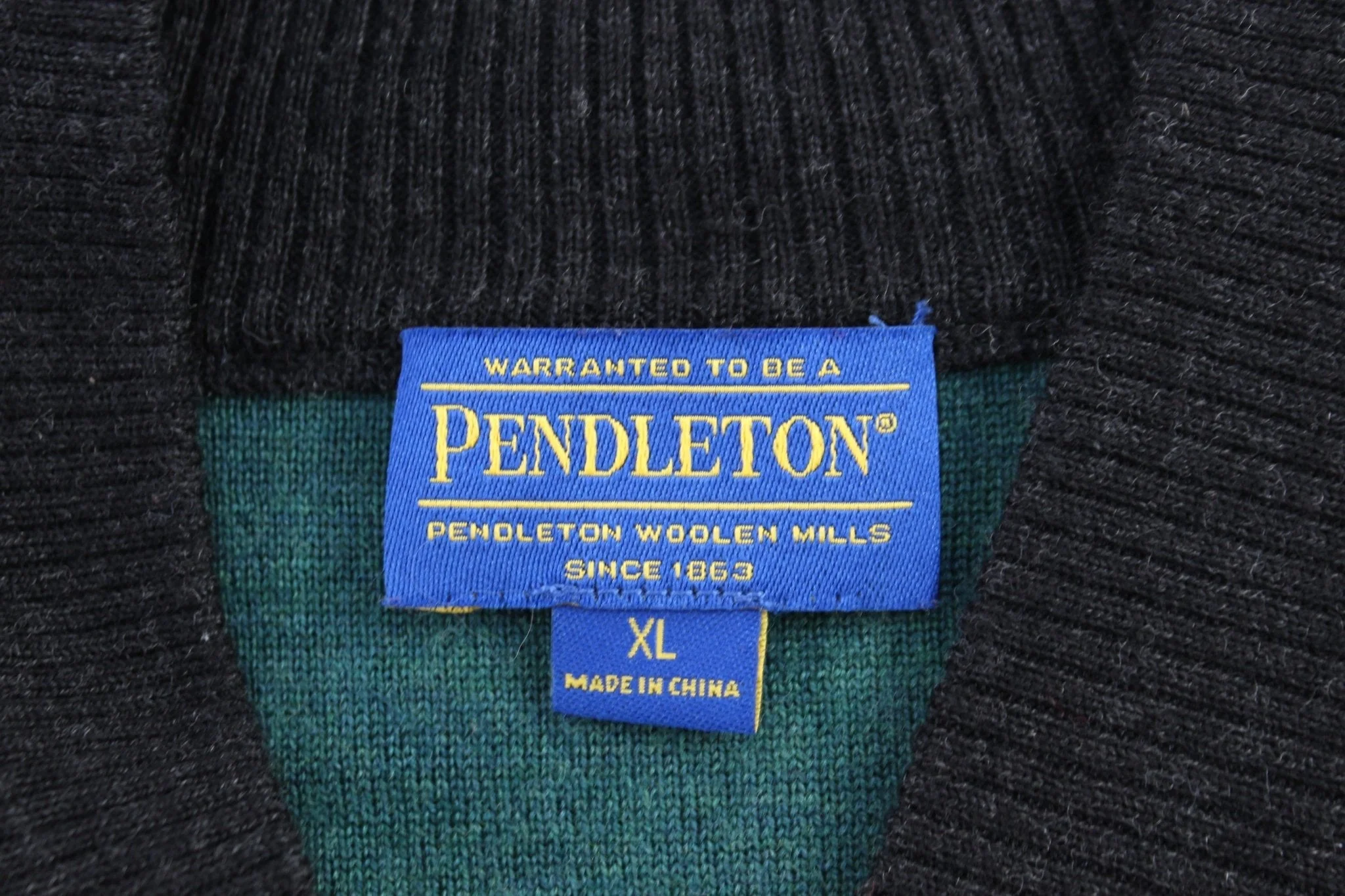 Women's Pendleton Aztec Patterned LS Shirt - Image 3