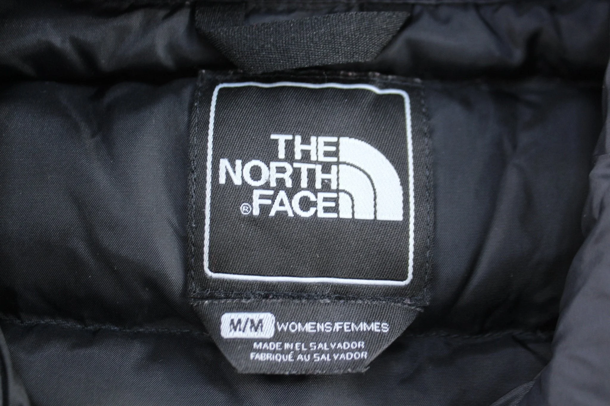 Women's The North Face 550 Black Fleece Zip Up Jacket - Image 3