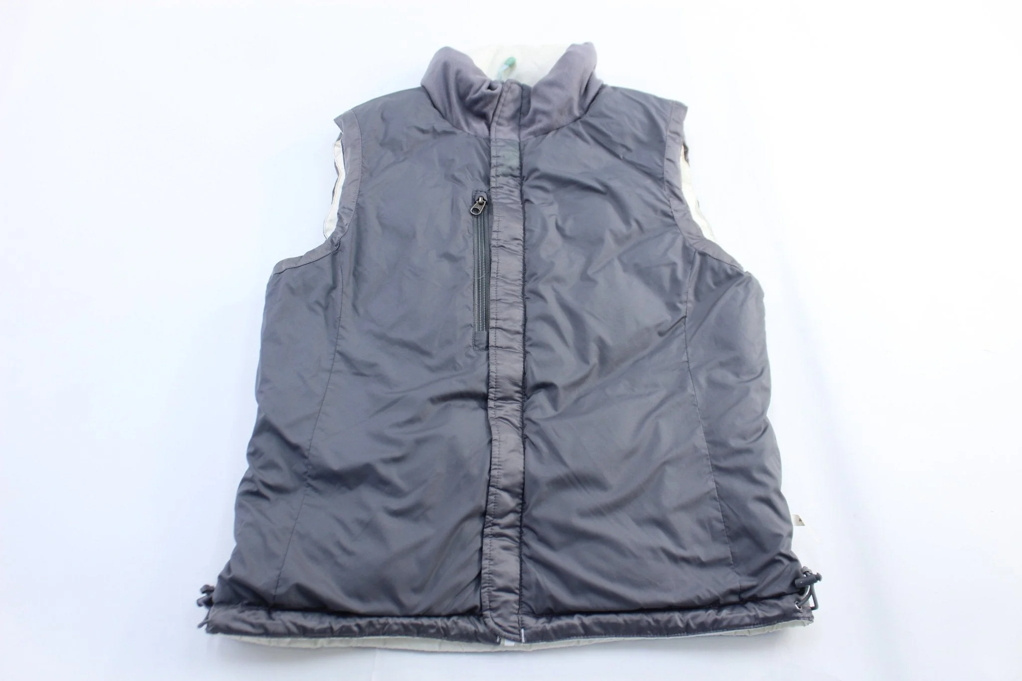 Women's The North Face 550 Grey & White Reverisble Puffer Vest - Image 3